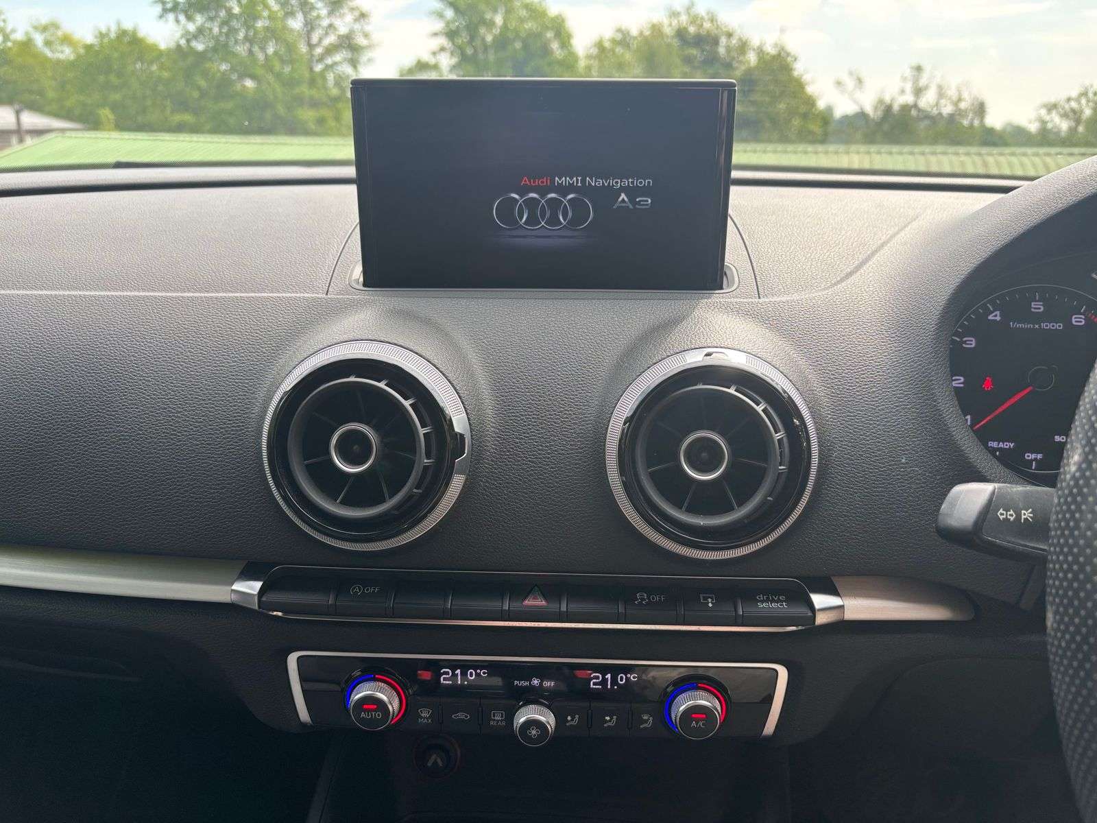 2016 AUDI A3 2016 AUDI A3