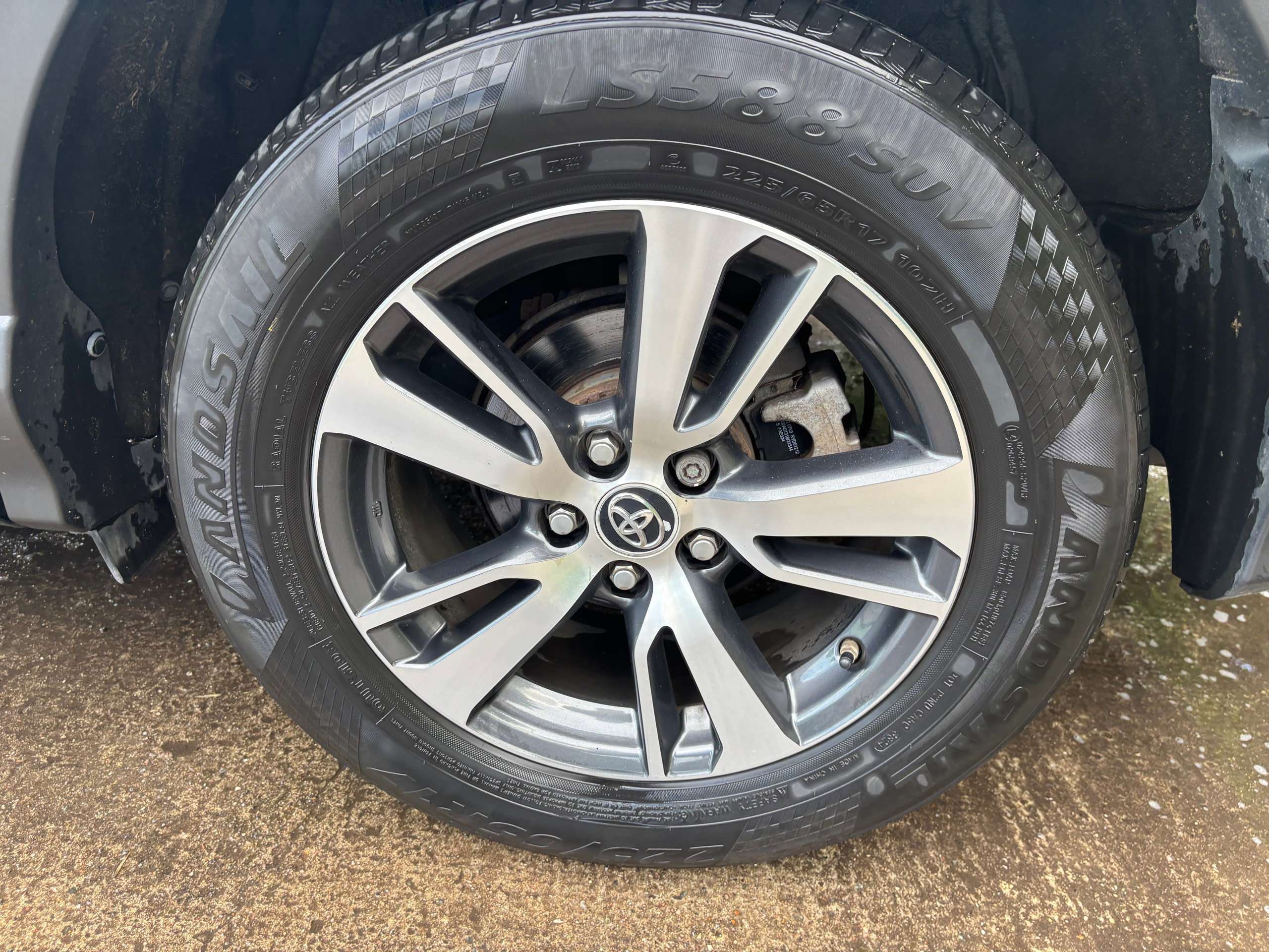2017 TOYOTA RAV4 2017 TOYOTA RAV4
