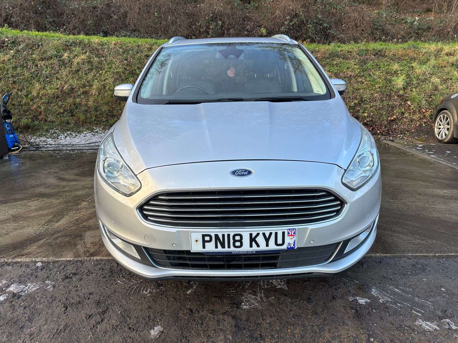 A 2018 FORD GALAXY 2.0 TDCi Titanium X MPV 5dr Diesel Powershift Euro 6 (s/s) (150 ps) A 2018 FORD GALAXY 2.0 TDCi Titanium X MPV 5dr Diesel Powershift Euro 6 (s/s) (150 ps)