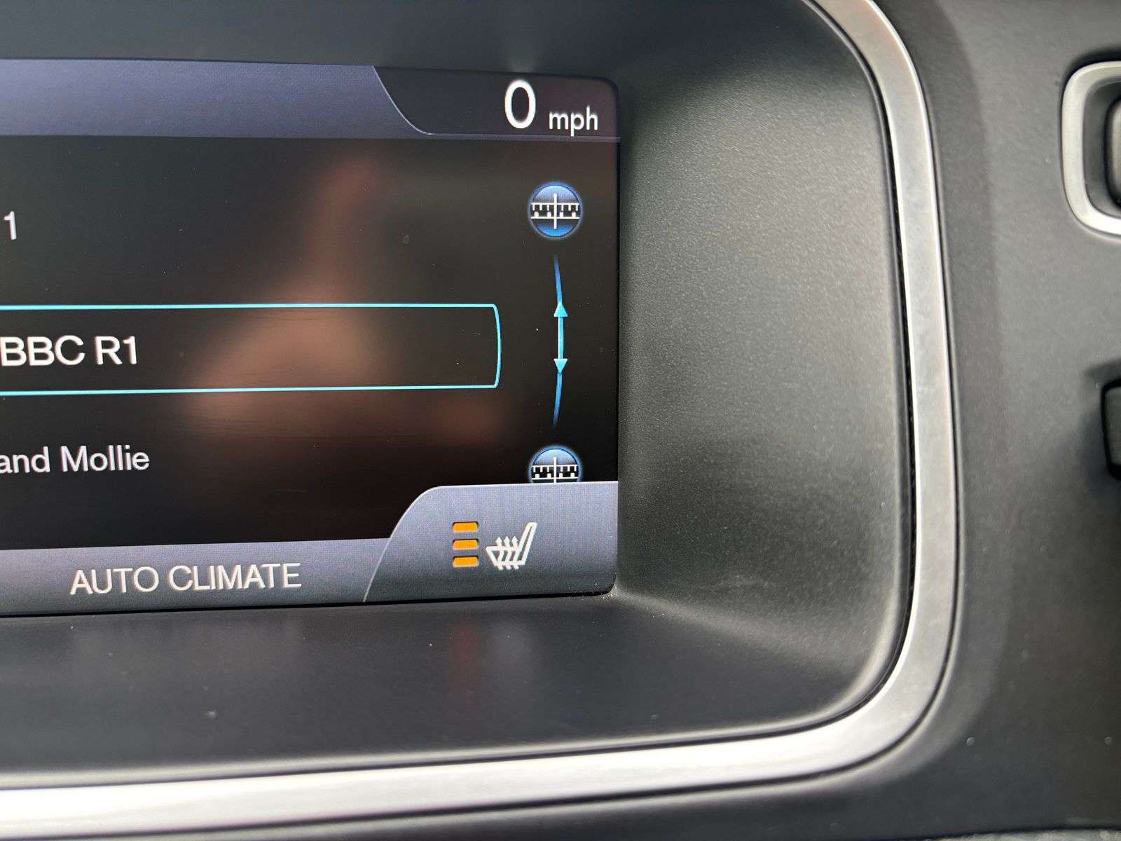 2012 VOLVO V40 2012 VOLVO V40
