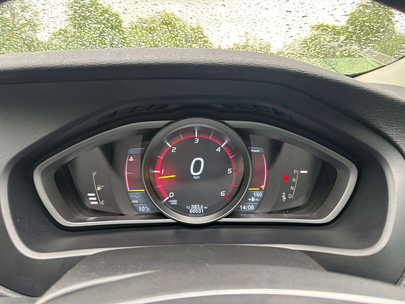 2012 VOLVO V40 2012 VOLVO V40