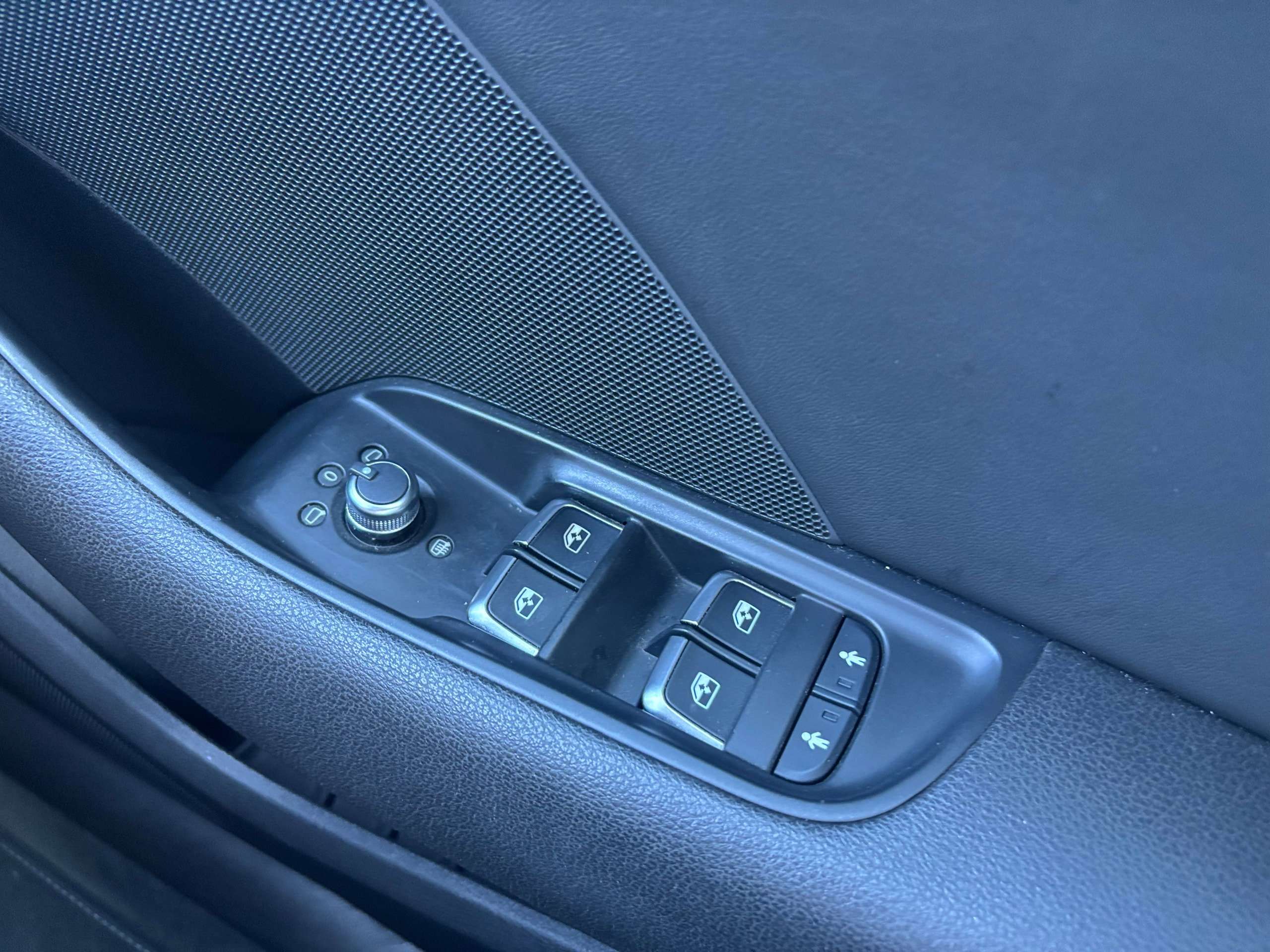 2016 AUDI A3 2016 AUDI A3