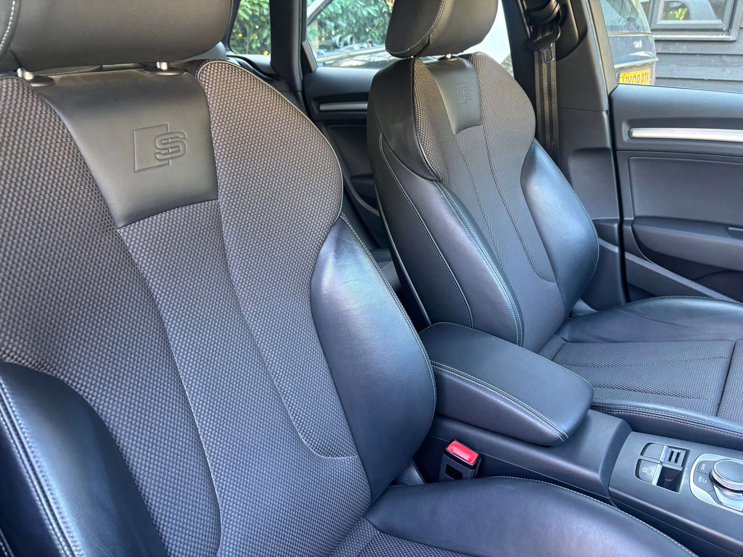2016 AUDI A3 2016 AUDI A3