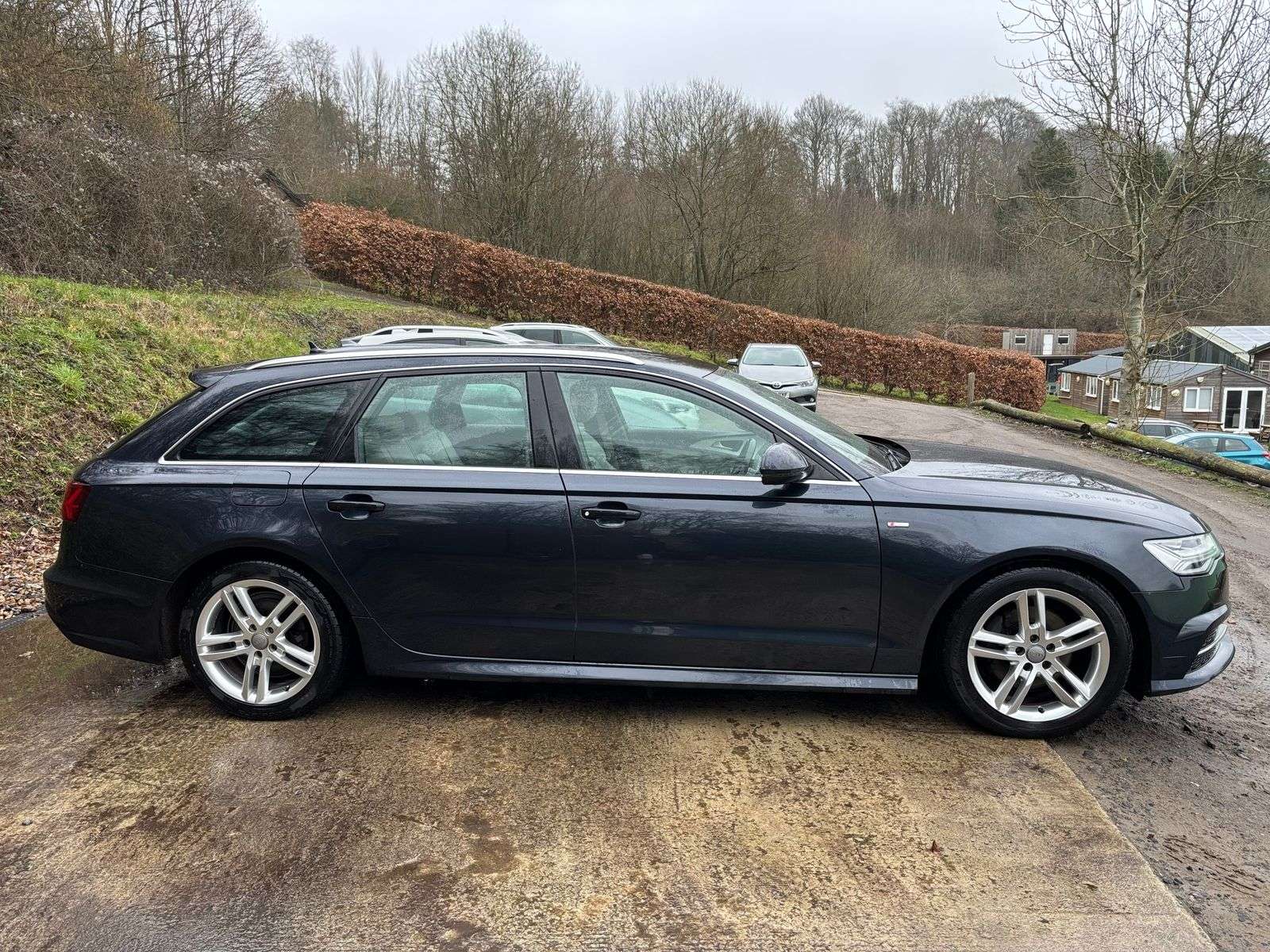 A 2016 AUDI A6 AVANT 2.0 TDI ultra S line Estate 5dr Diesel S Tronic Euro 6 (s/s) (190 ps) A 2016 AUDI A6 AVANT 2.0 TDI ultra S line Estate 5dr Diesel S Tronic Euro 6 (s/s) (190 ps)