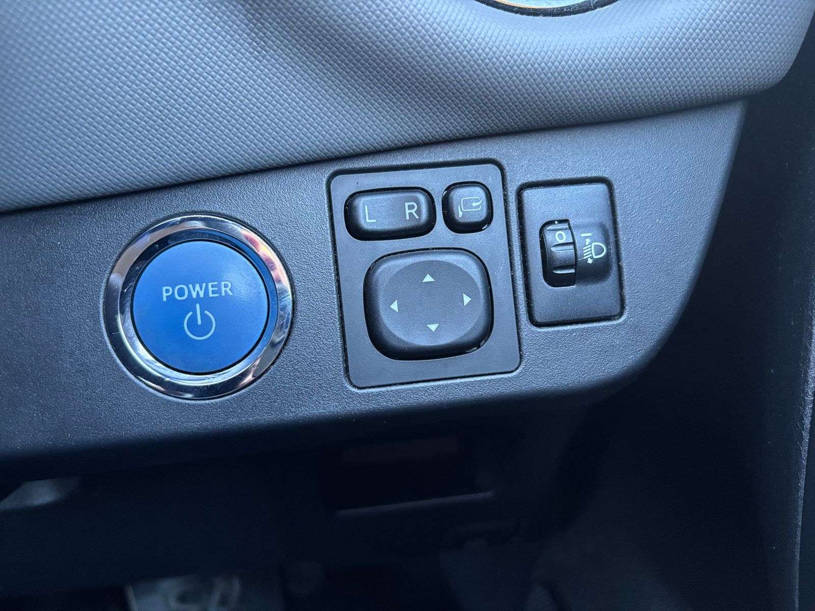 2016 TOYOTA YARIS 2016 TOYOTA YARIS