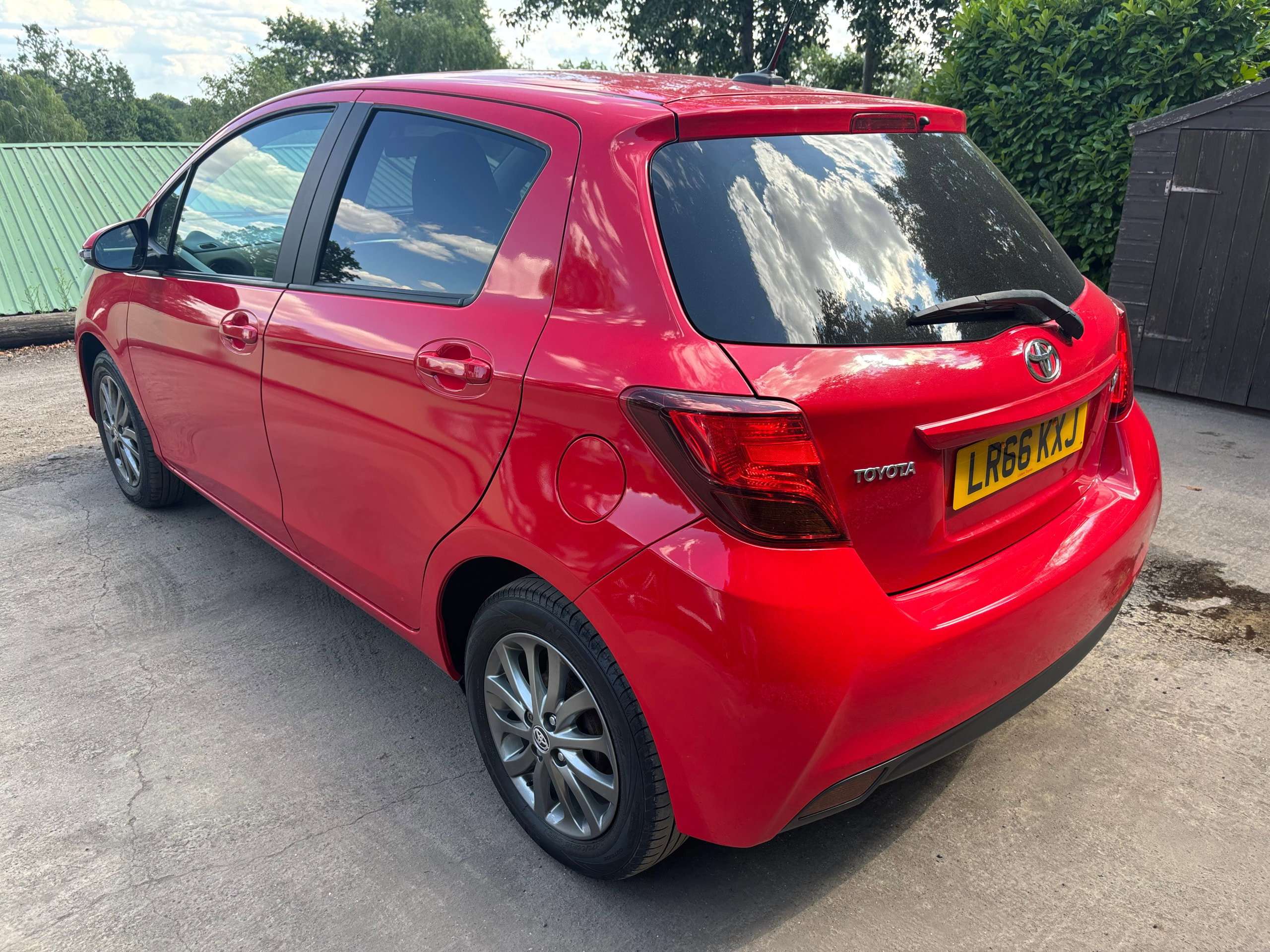 2016 TOYOTA YARIS 2016 TOYOTA YARIS