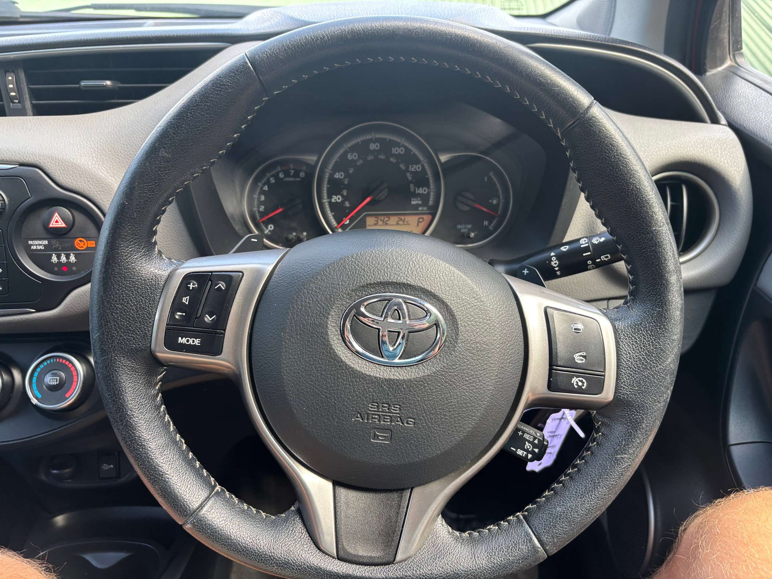 2016 TOYOTA YARIS 2016 TOYOTA YARIS