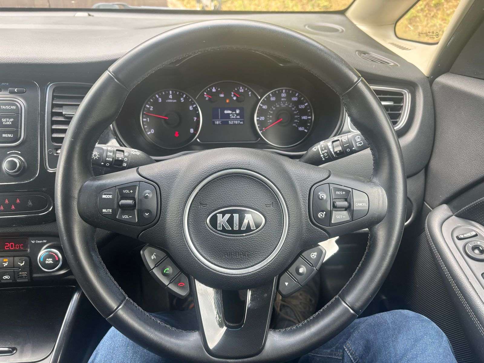2013 KIA CARENS 2013 KIA CARENS