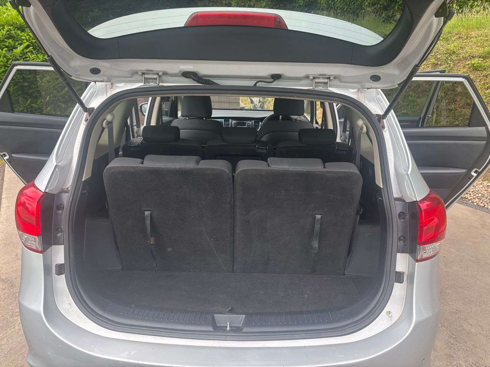 2013 KIA CARENS 2013 KIA CARENS