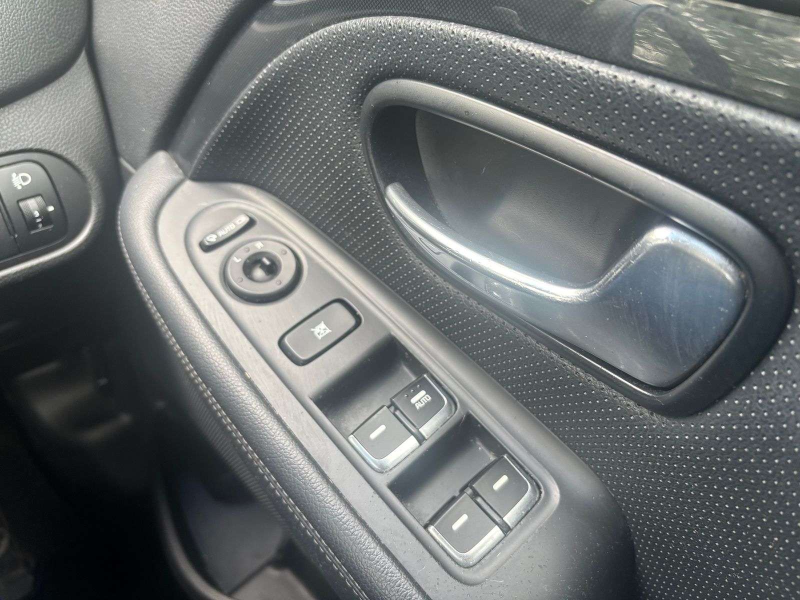 2013 KIA CARENS 2013 KIA CARENS