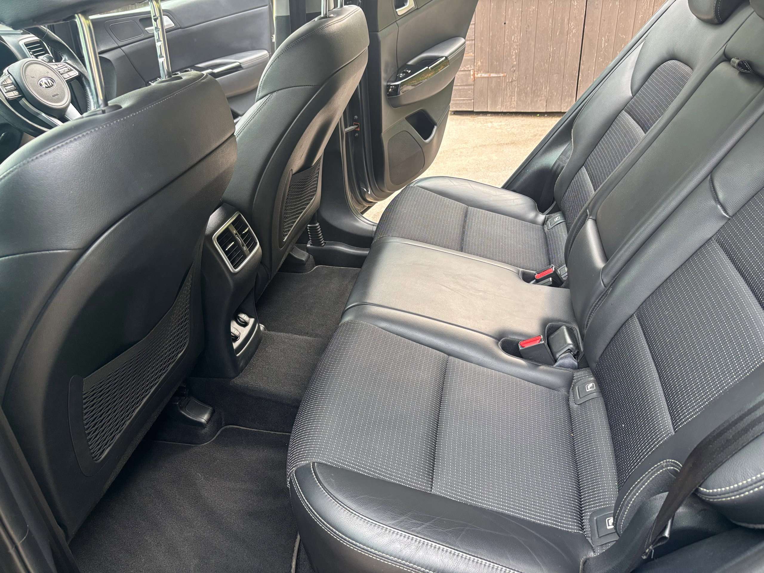 2019 KIA SPORTAGE 2019 KIA SPORTAGE