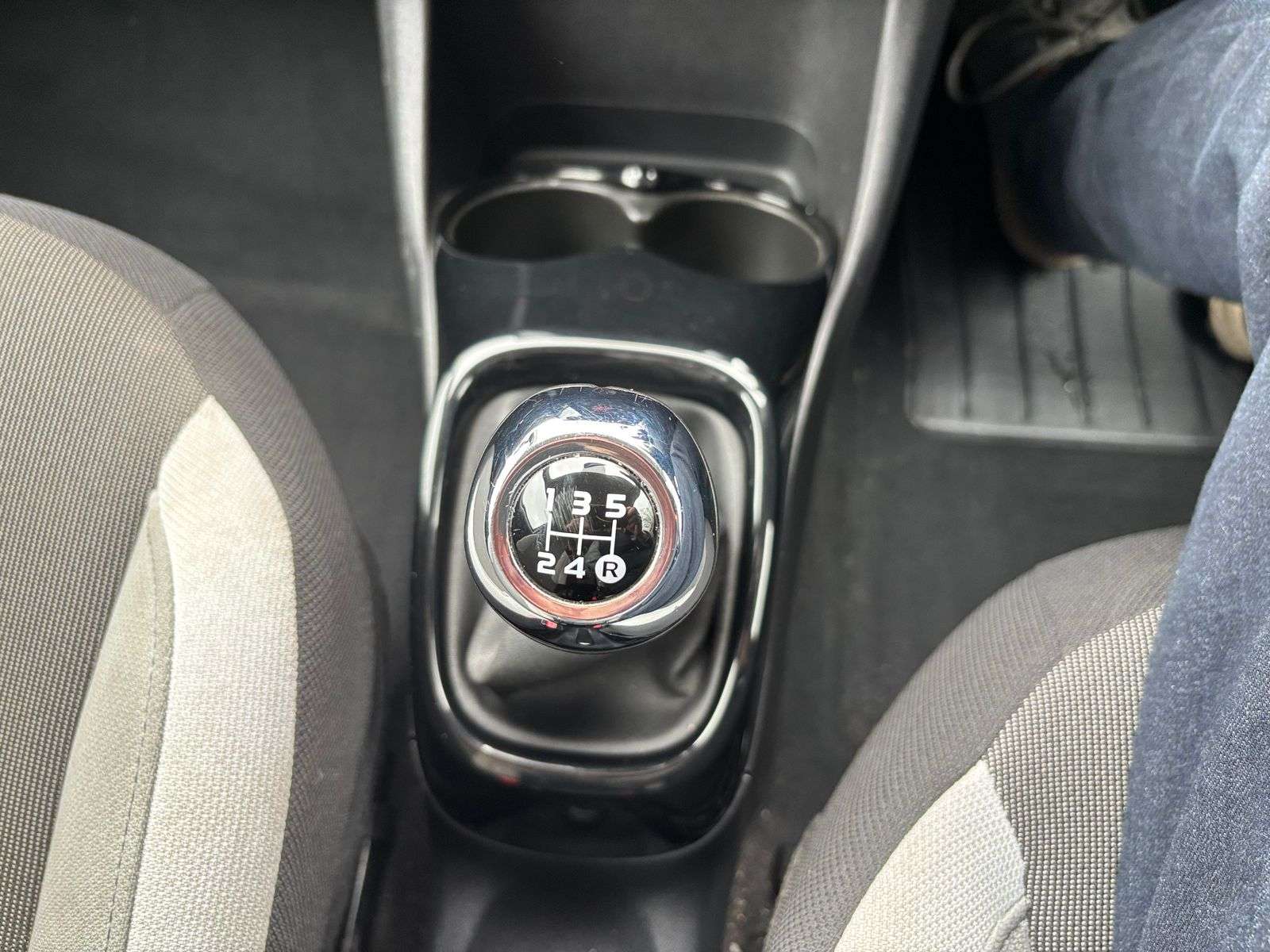 2017 TOYOTA AYGO 2017 TOYOTA AYGO