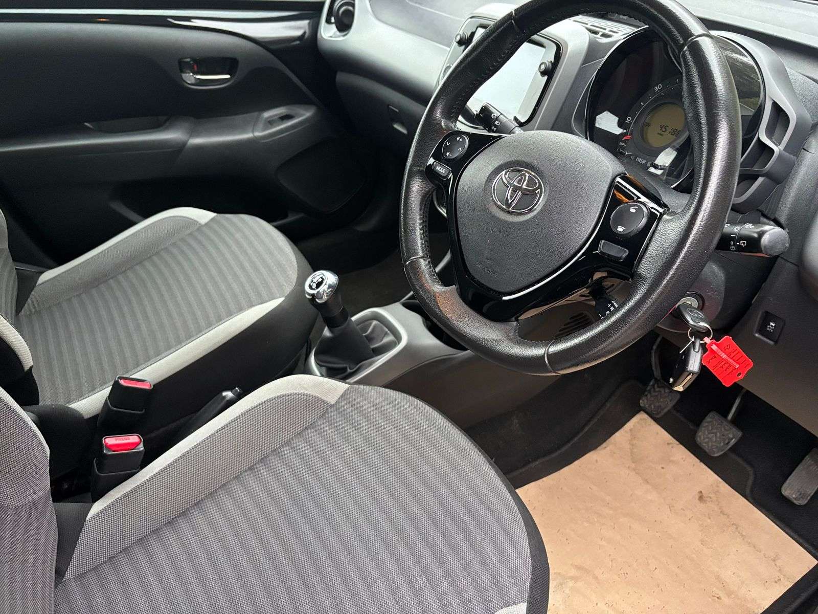 2019 TOYOTA AYGO 2019 TOYOTA AYGO