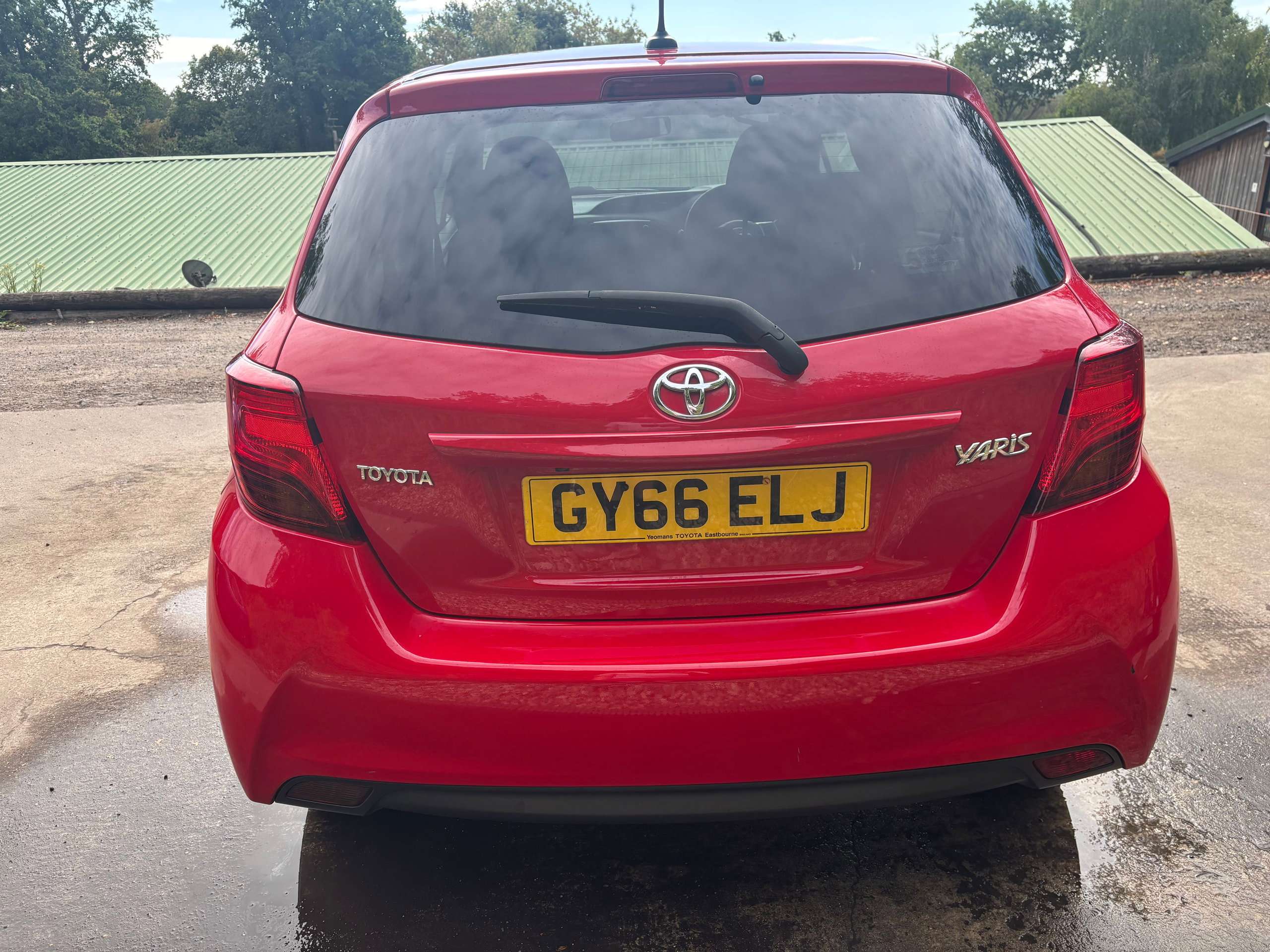 2016 TOYOTA YARIS 2016 TOYOTA YARIS