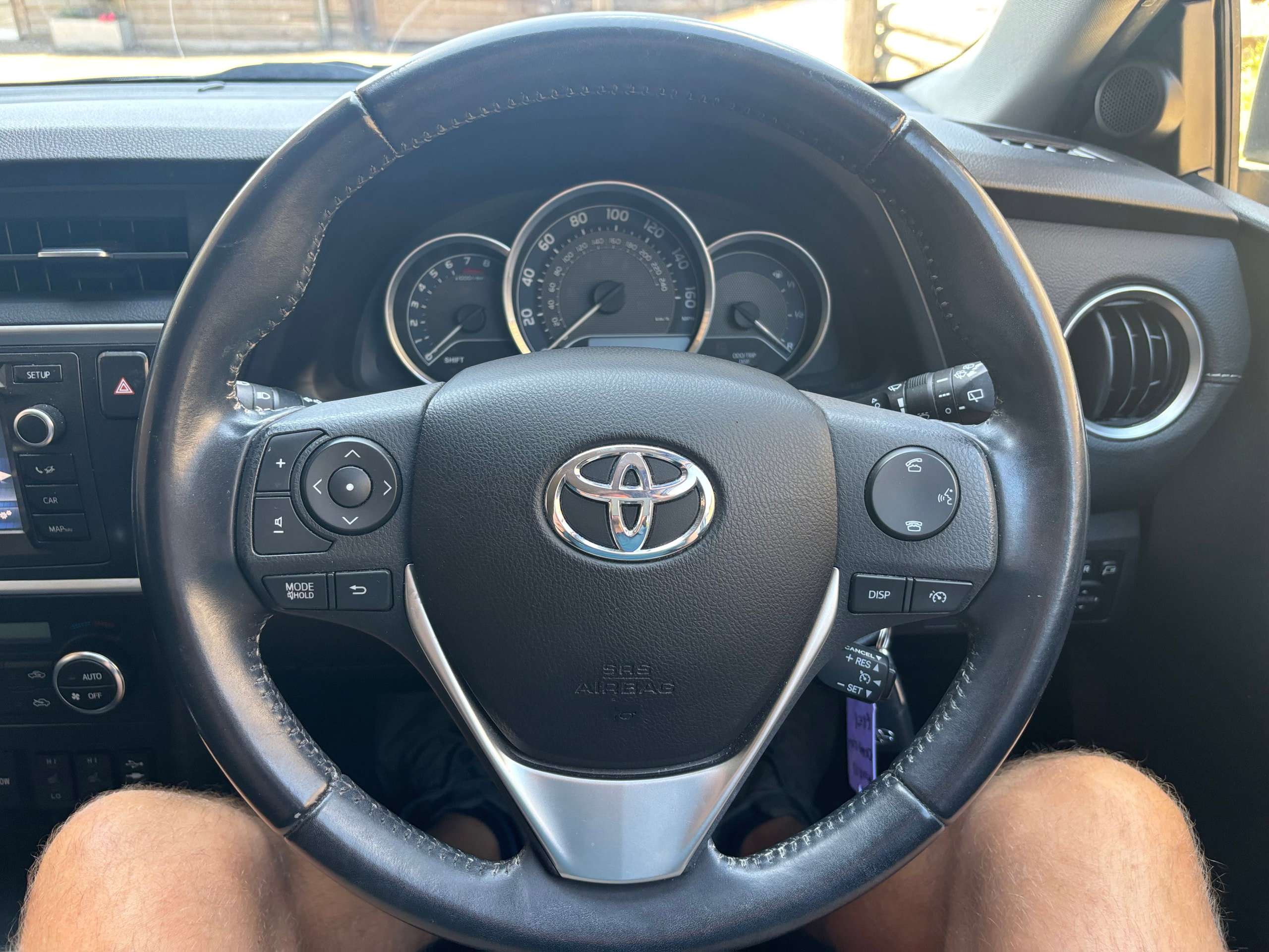 2014 TOYOTA AURIS 2014 TOYOTA AURIS