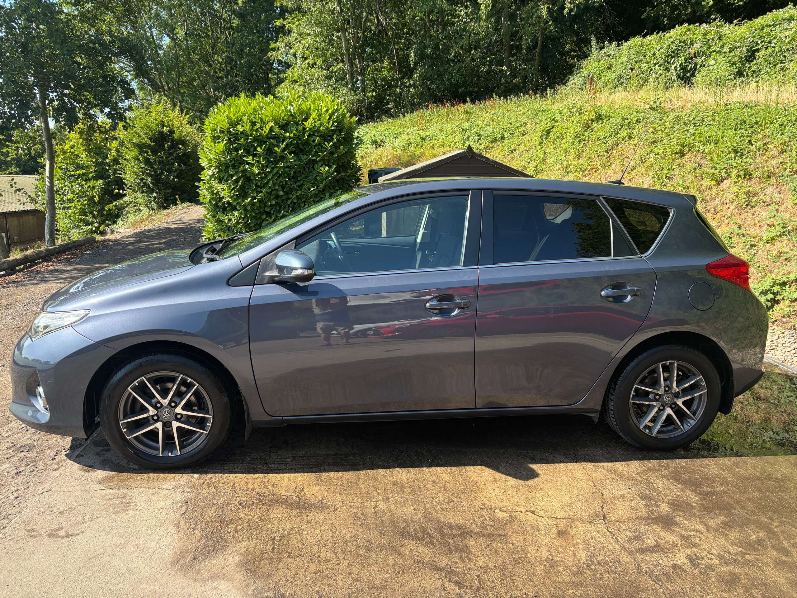 2014 TOYOTA AURIS 2014 TOYOTA AURIS