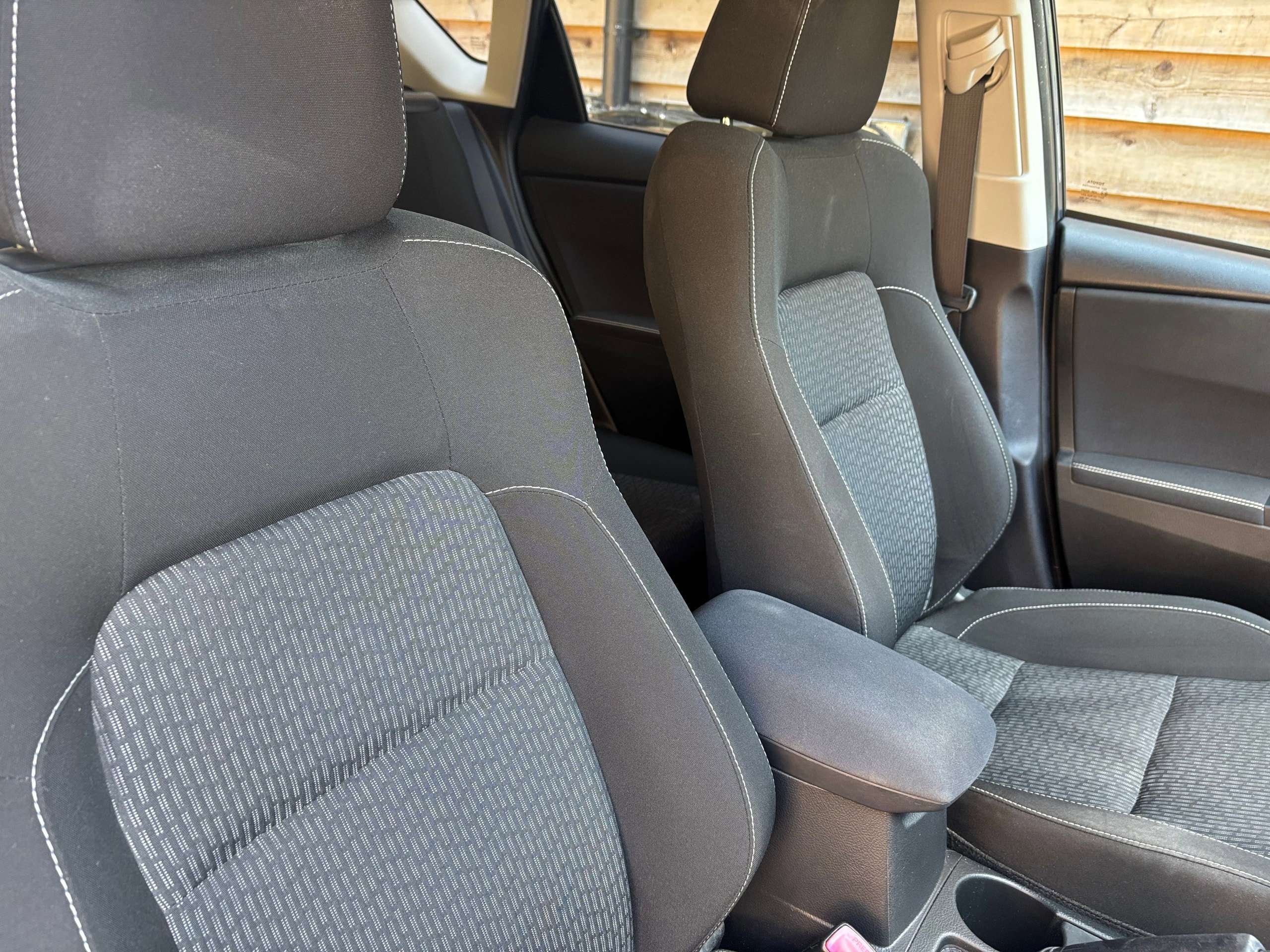 2014 TOYOTA AURIS 2014 TOYOTA AURIS