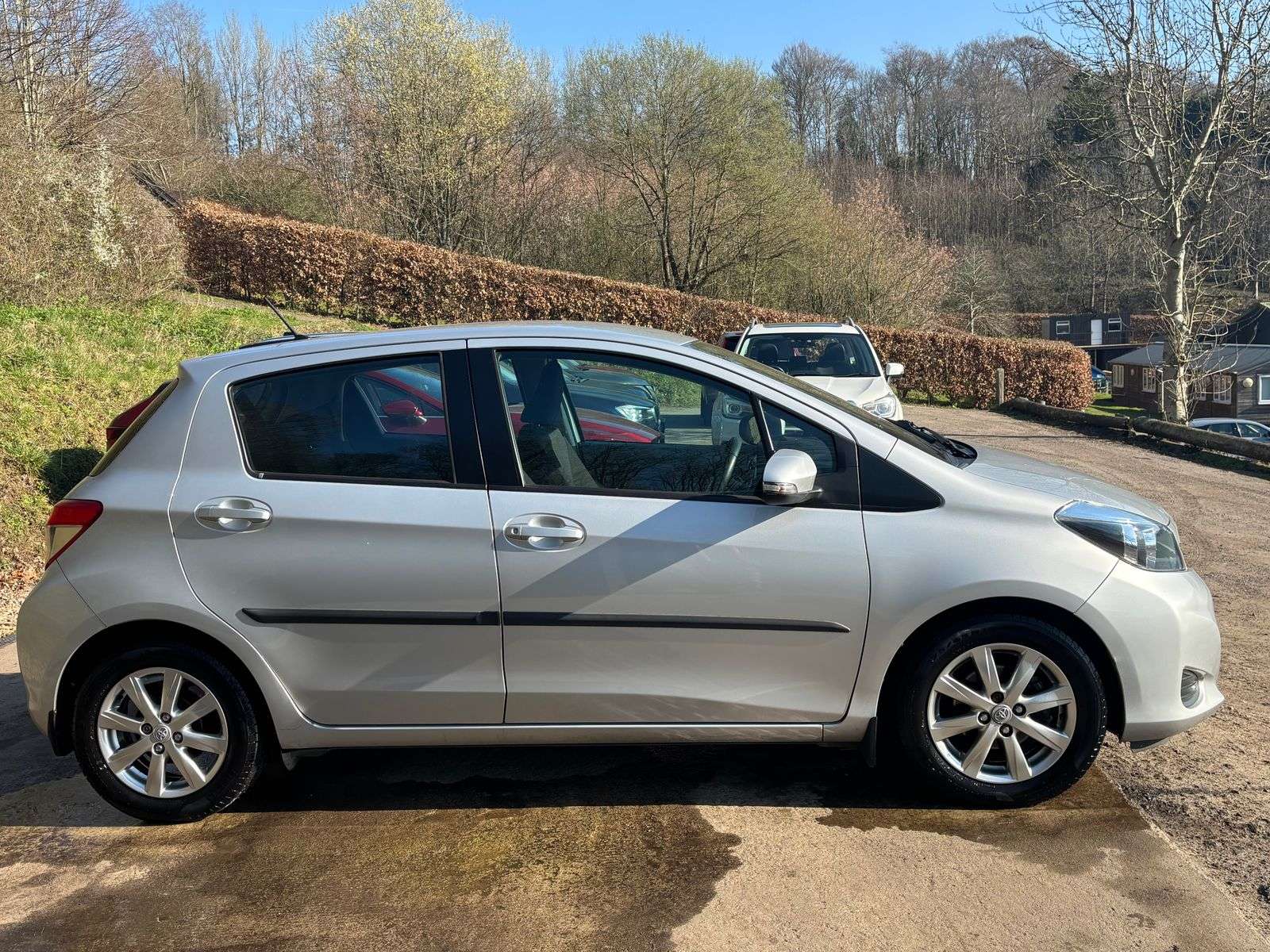 A 2013 TOYOTA YARIS 1.4 D-4D TR Hatchback 5dr Diesel Manual Euro 5 (90 ps) A 2013 TOYOTA YARIS 1.4 D-4D TR Hatchback 5dr Diesel Manual Euro 5 (90 ps)