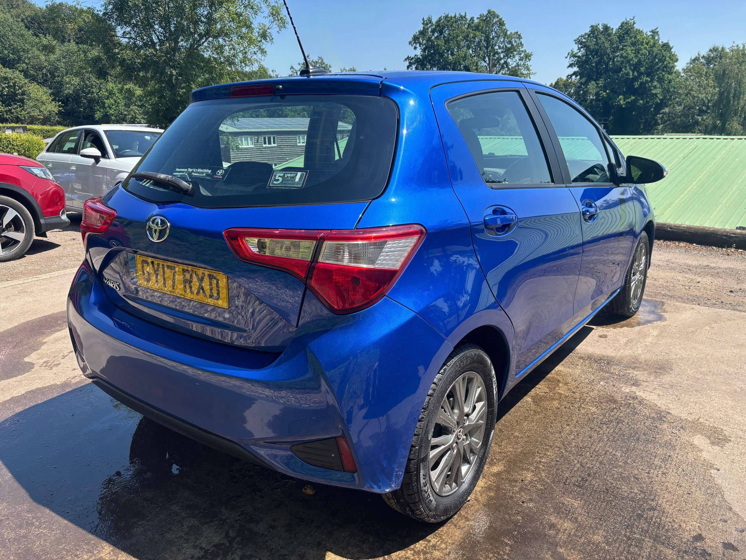 2017 TOYOTA YARIS 2017 TOYOTA YARIS