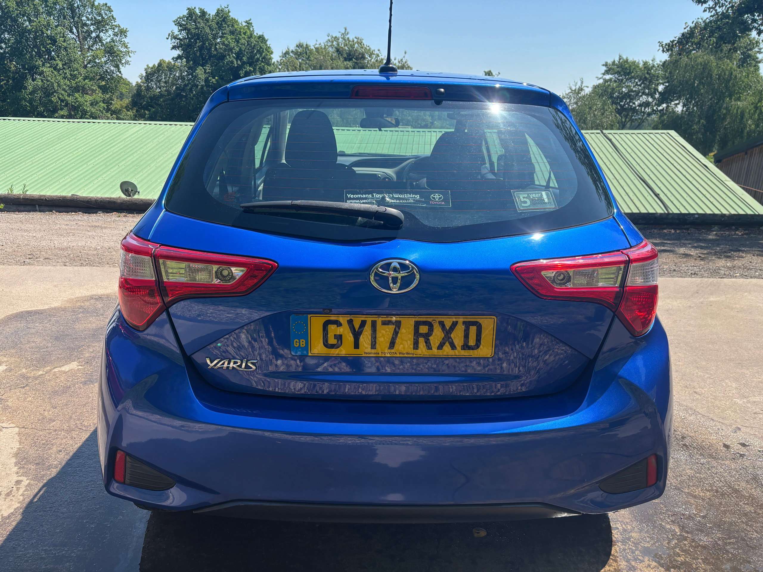 2017 TOYOTA YARIS 2017 TOYOTA YARIS