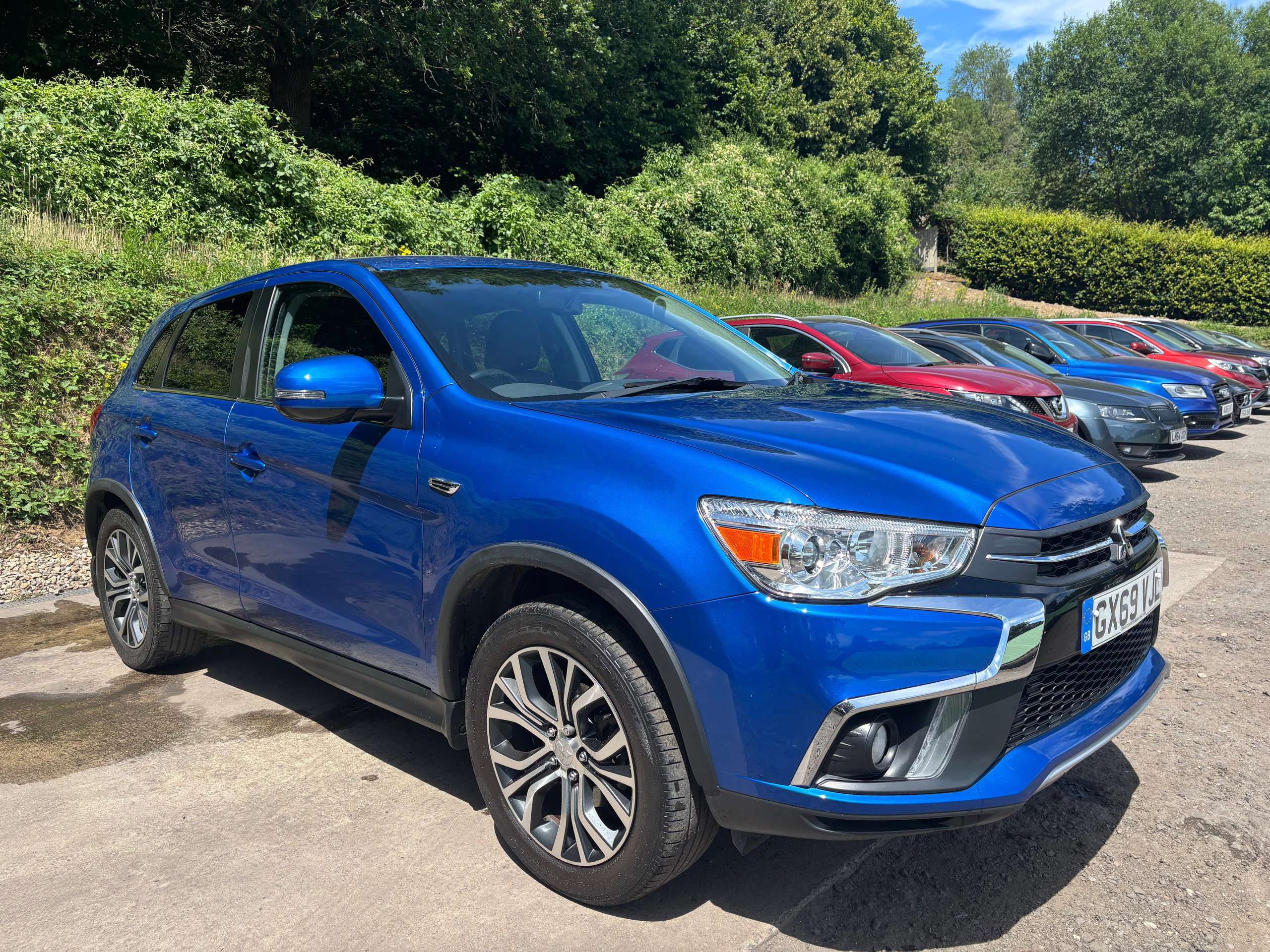 A 2019 MITSUBISHI ASX 1.6 Juro SUV 5dr Petrol Manual Euro 6 (117 ps) A 2019 MITSUBISHI ASX 1.6 Juro SUV 5dr Petrol Manual Euro 6 (117 ps)