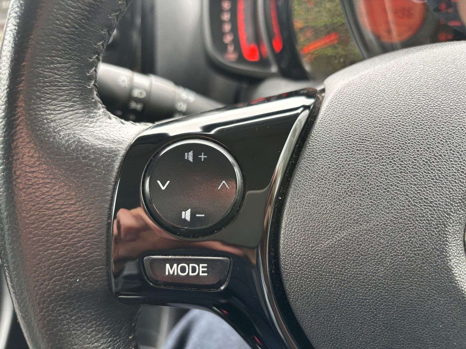 2017 TOYOTA AYGO 2017 TOYOTA AYGO