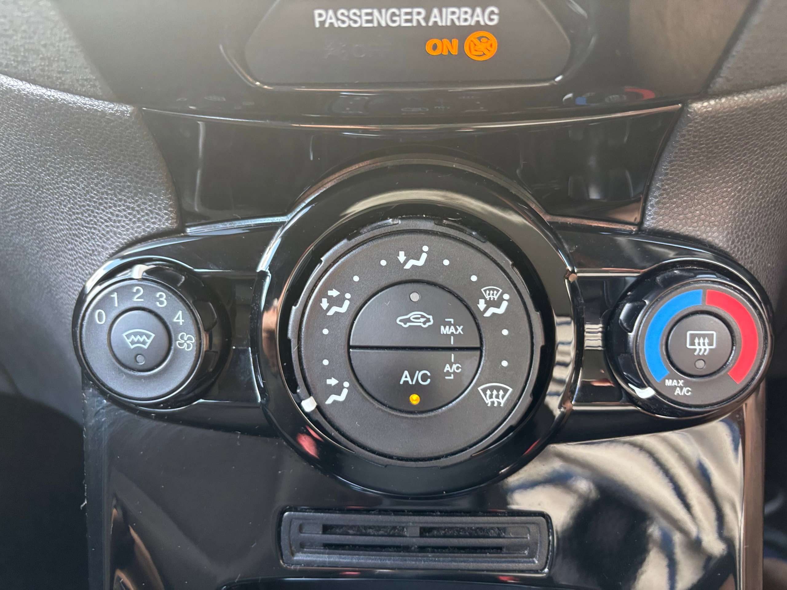 2017 FORD FIESTA 2017 FORD FIESTA