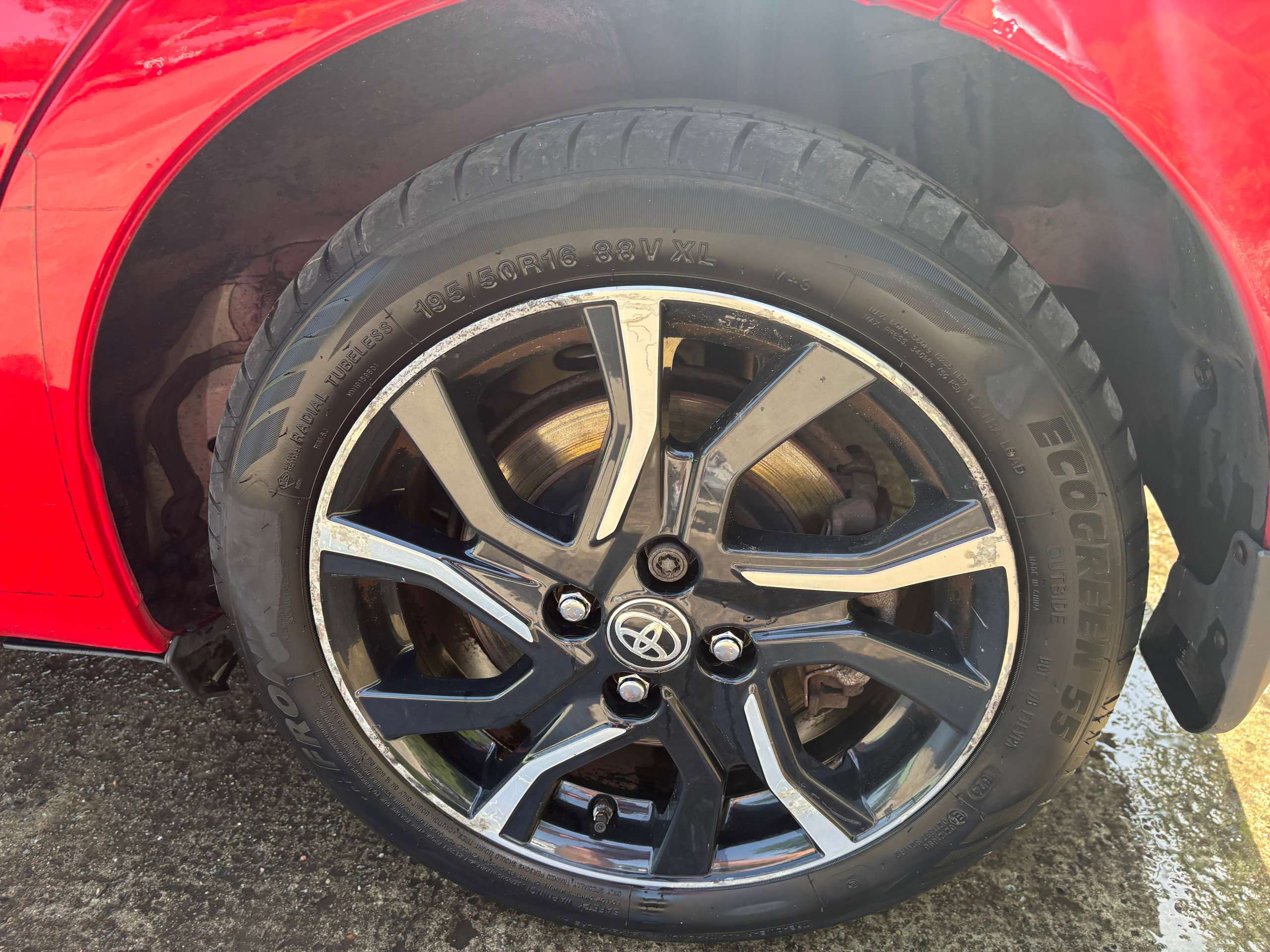 2016 TOYOTA YARIS 2016 TOYOTA YARIS