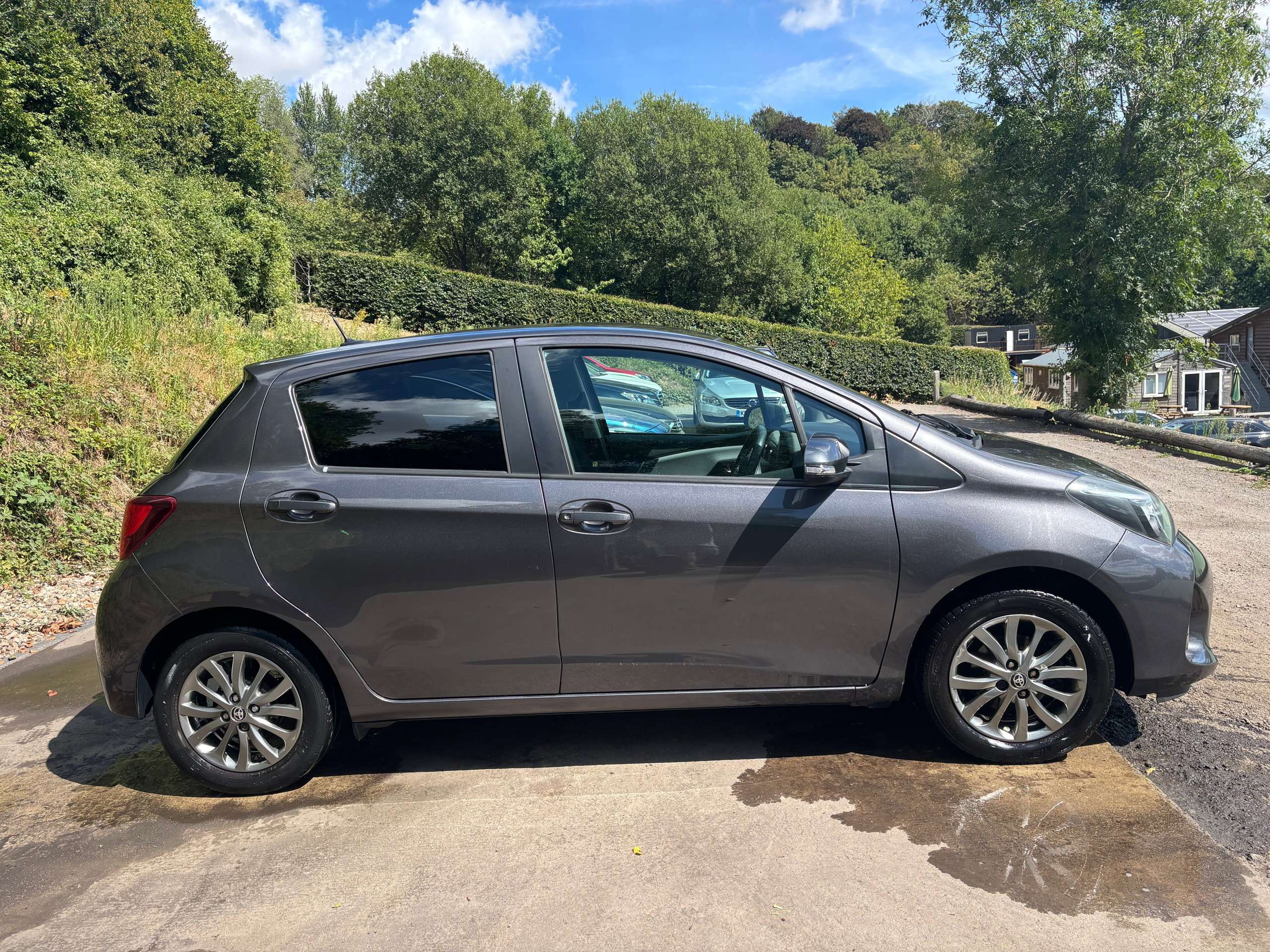 2016 TOYOTA YARIS 2016 TOYOTA YARIS