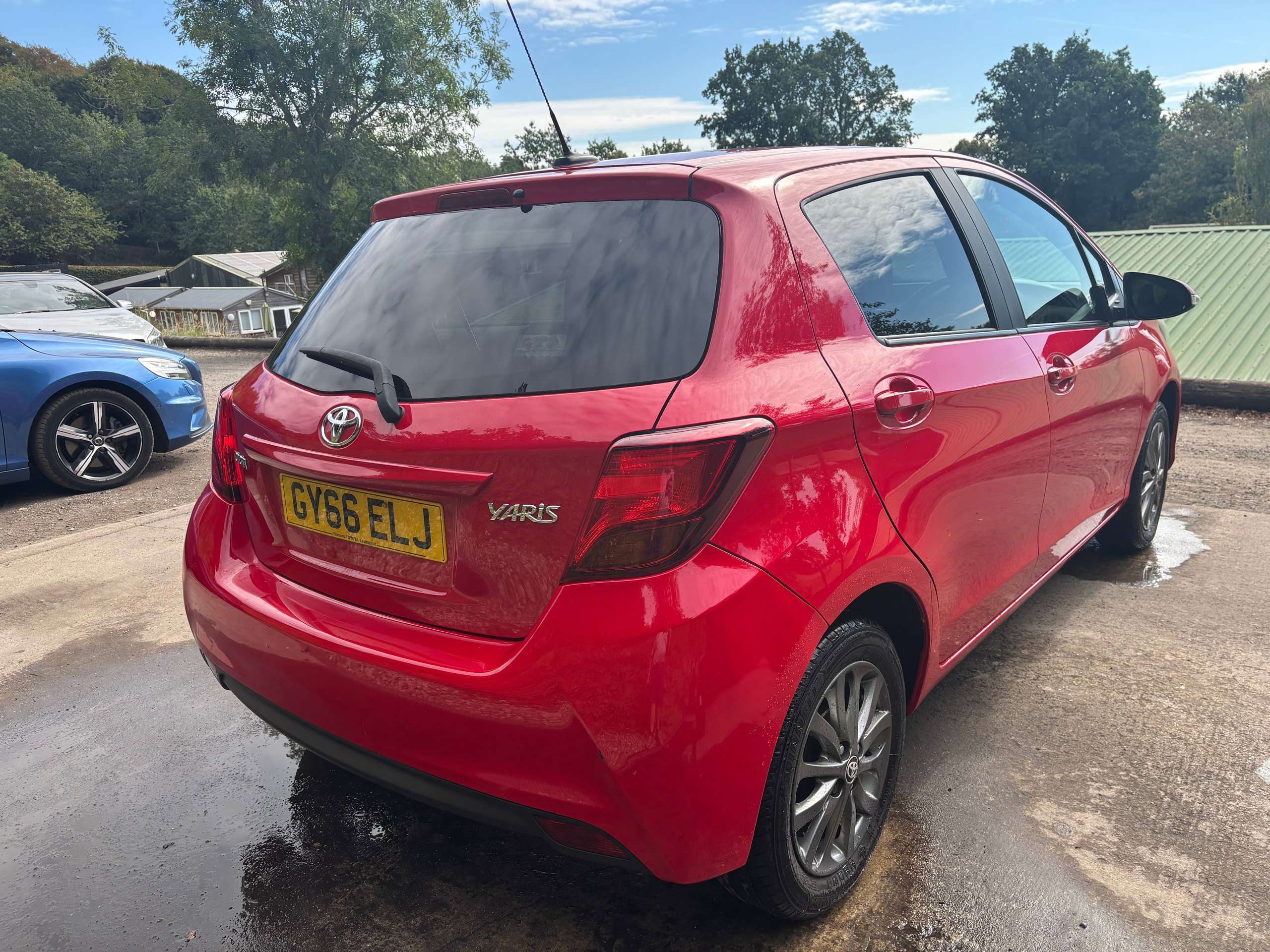 2016 TOYOTA YARIS 2016 TOYOTA YARIS