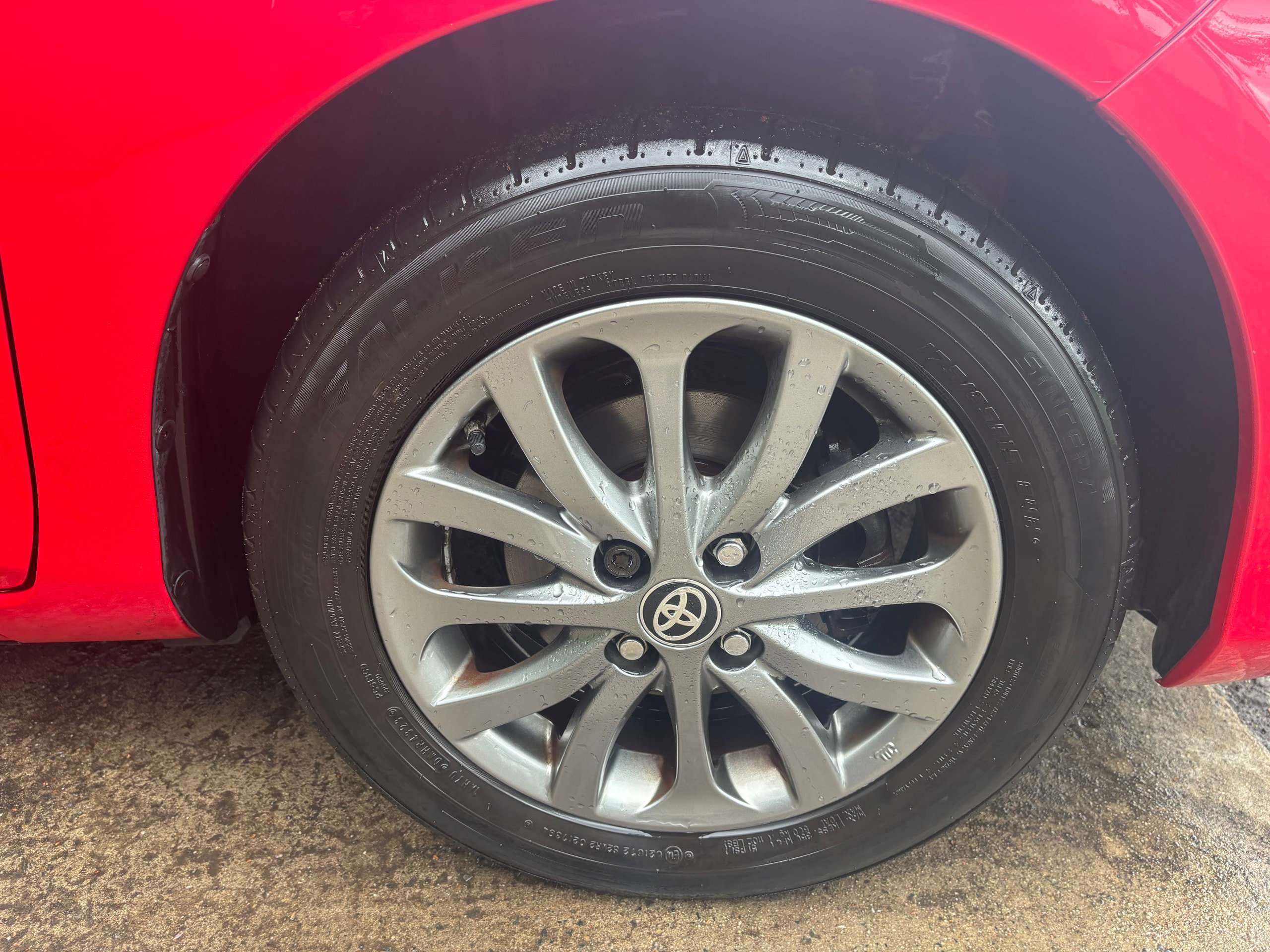 2017 TOYOTA YARIS 2017 TOYOTA YARIS