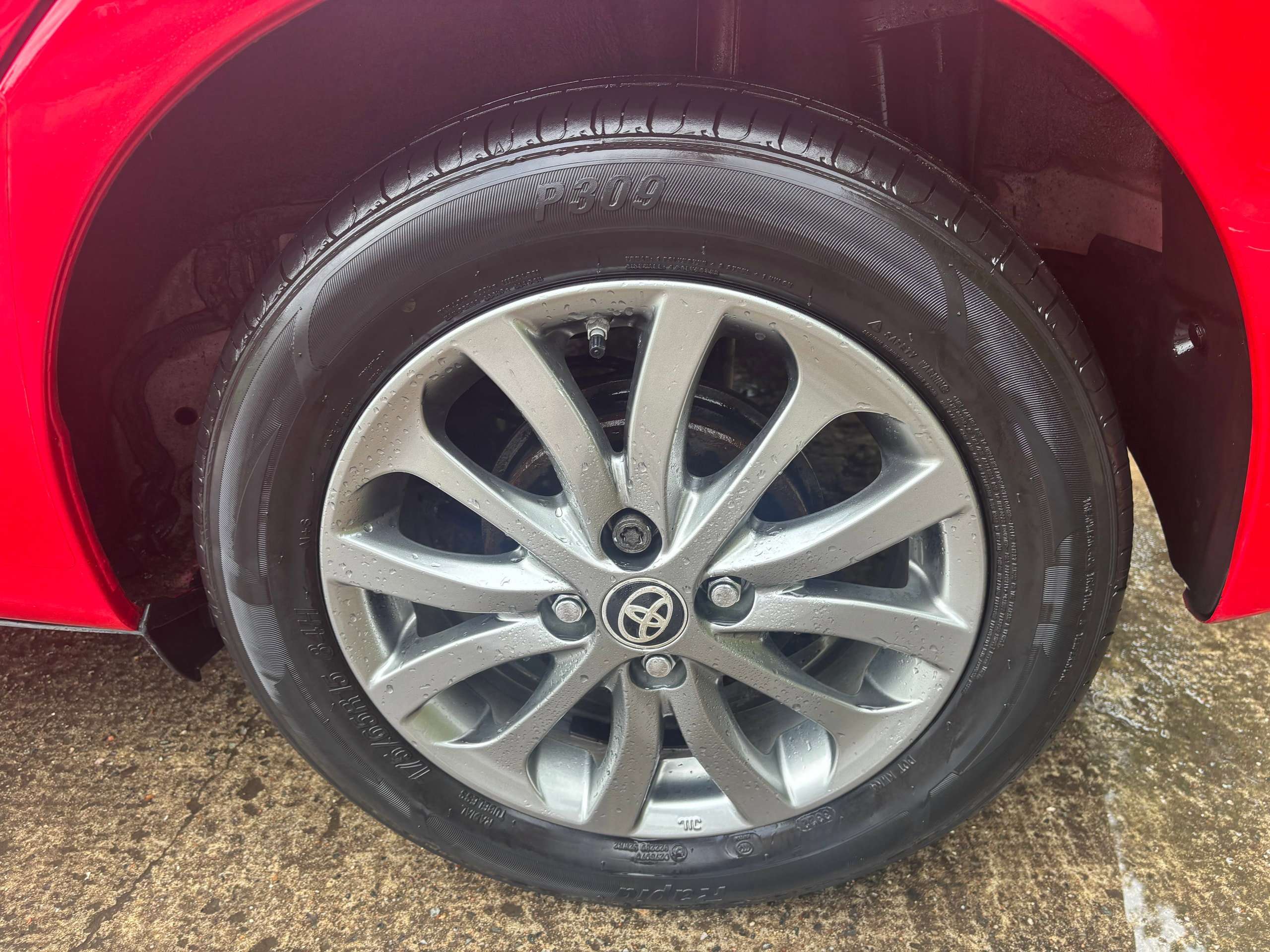2017 TOYOTA YARIS 2017 TOYOTA YARIS