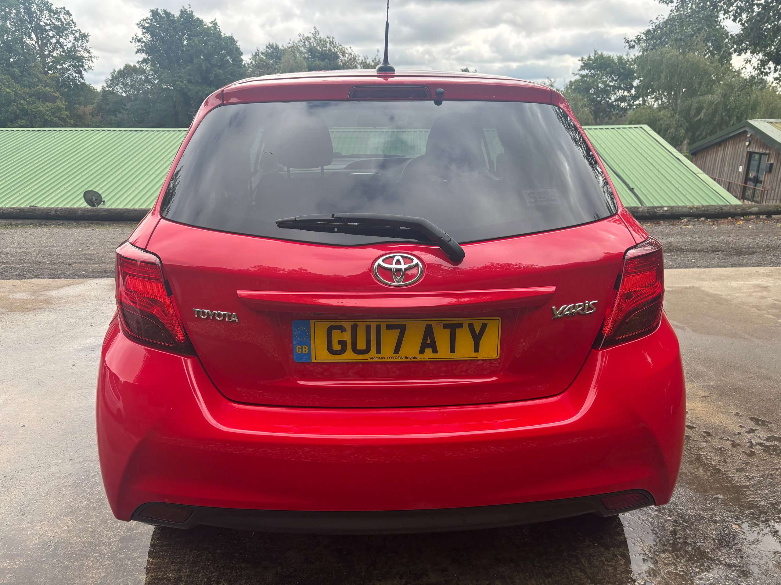2017 TOYOTA YARIS 2017 TOYOTA YARIS