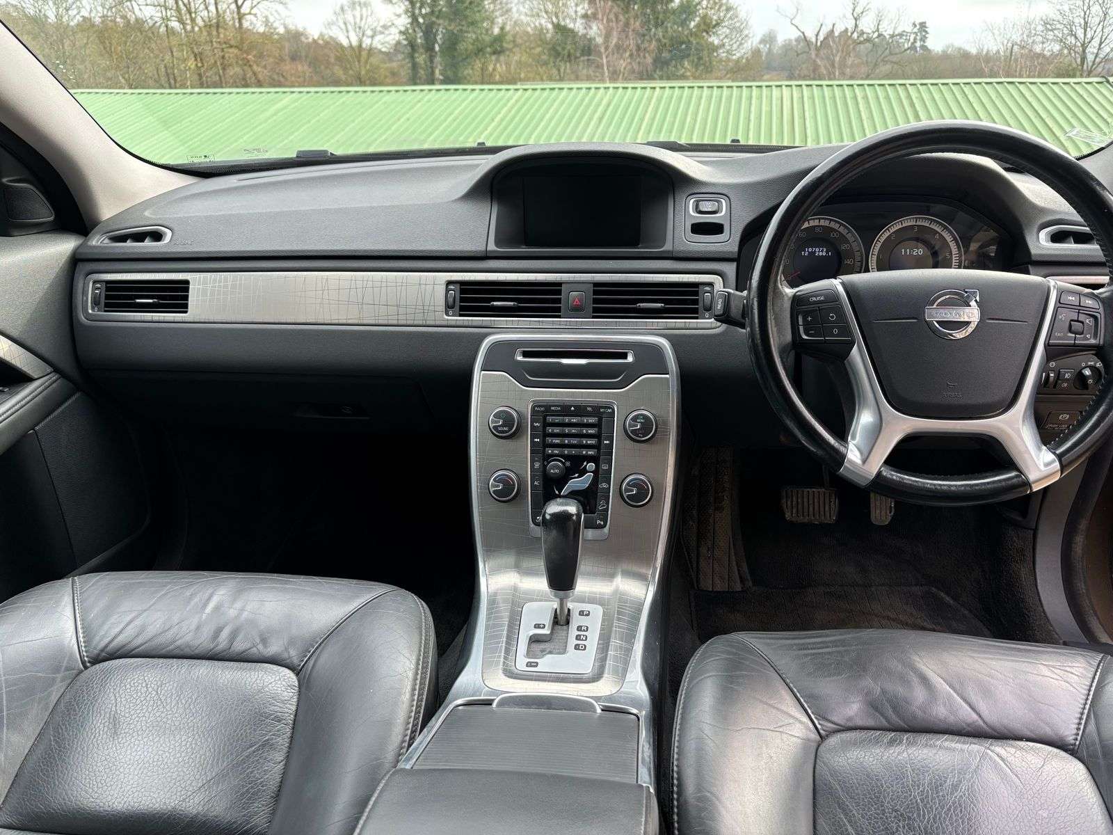 2011 VOLVO XC70 2011 VOLVO XC70