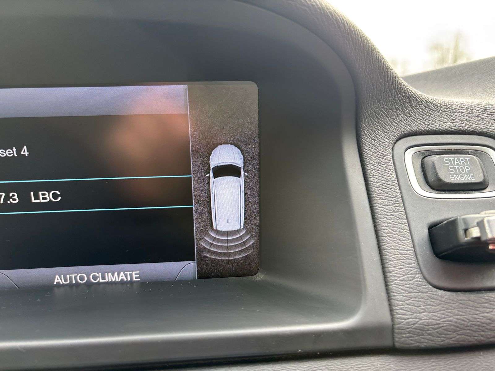 2011 VOLVO XC70 2011 VOLVO XC70