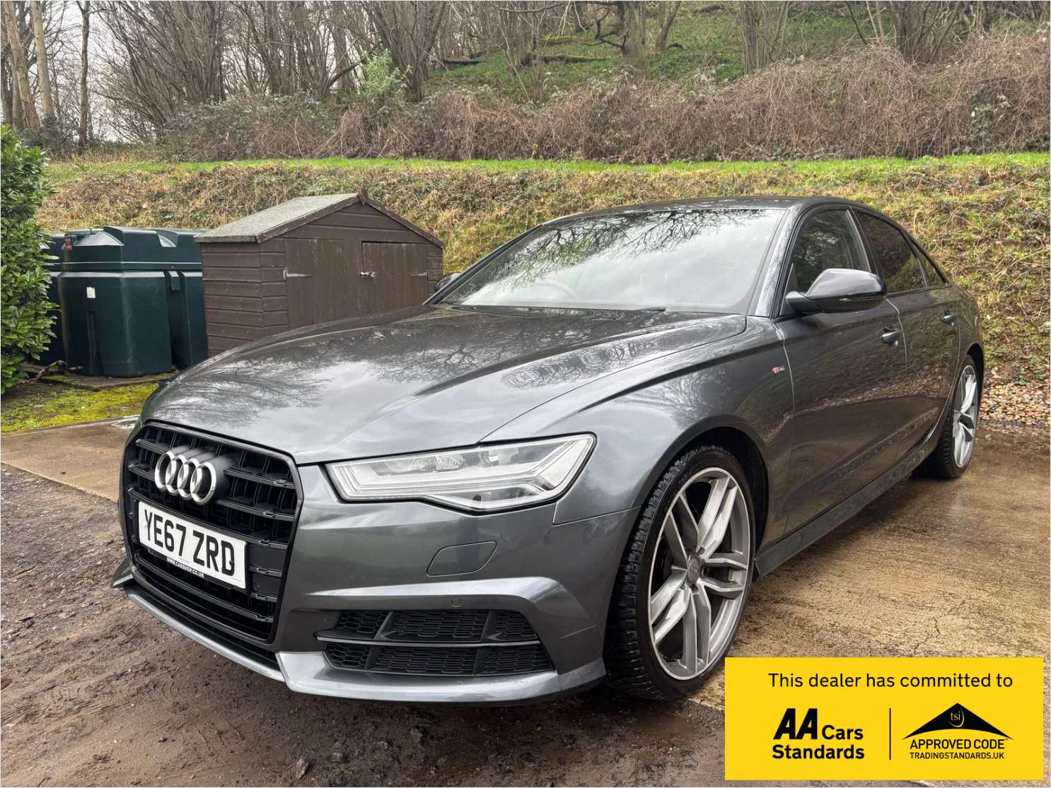 A 2017 AUDI A6 SALOON 2.0 TDI ultra Black Edition Saloon 4dr Diesel S Tronic Euro 6 (s/s) (190 ps) A 2017 AUDI A6 SALOON 2.0 TDI ultra Black Edition Saloon 4dr Diesel S Tronic Euro 6 (s/s) (190 ps)