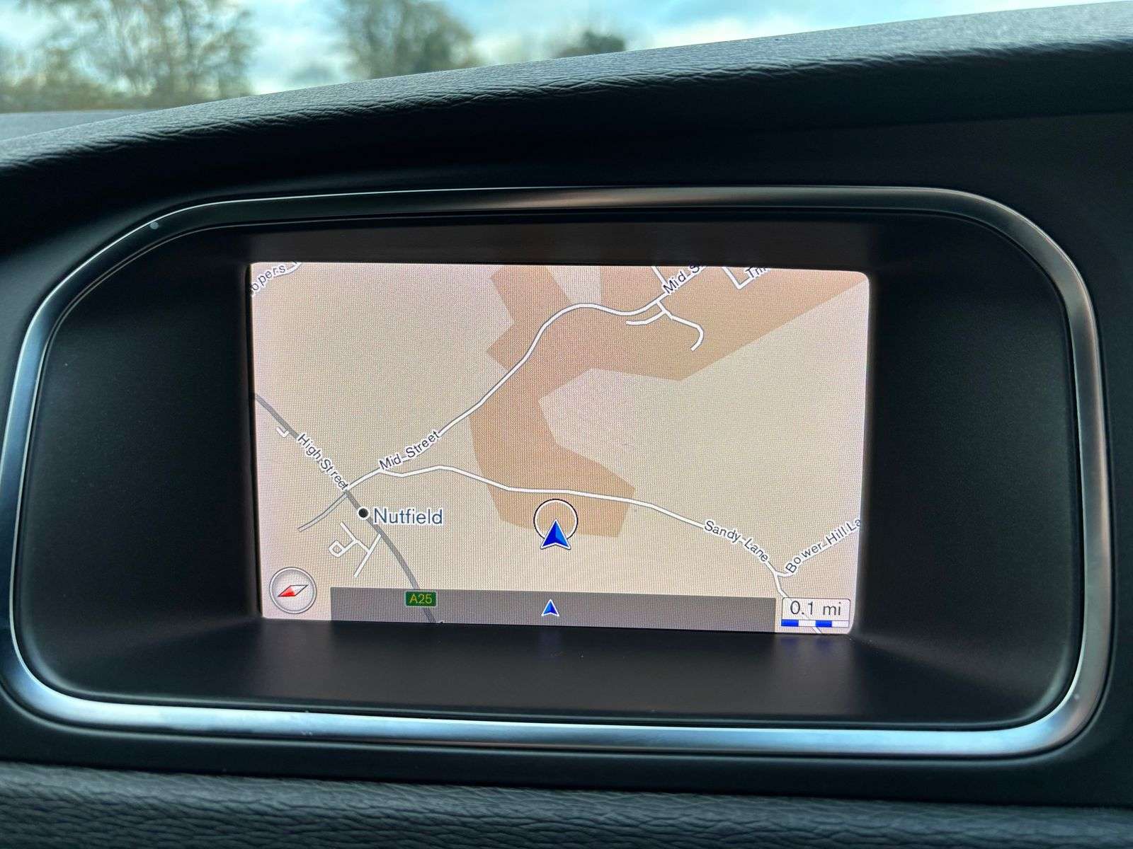 2019 VOLVO V40 2019 VOLVO V40