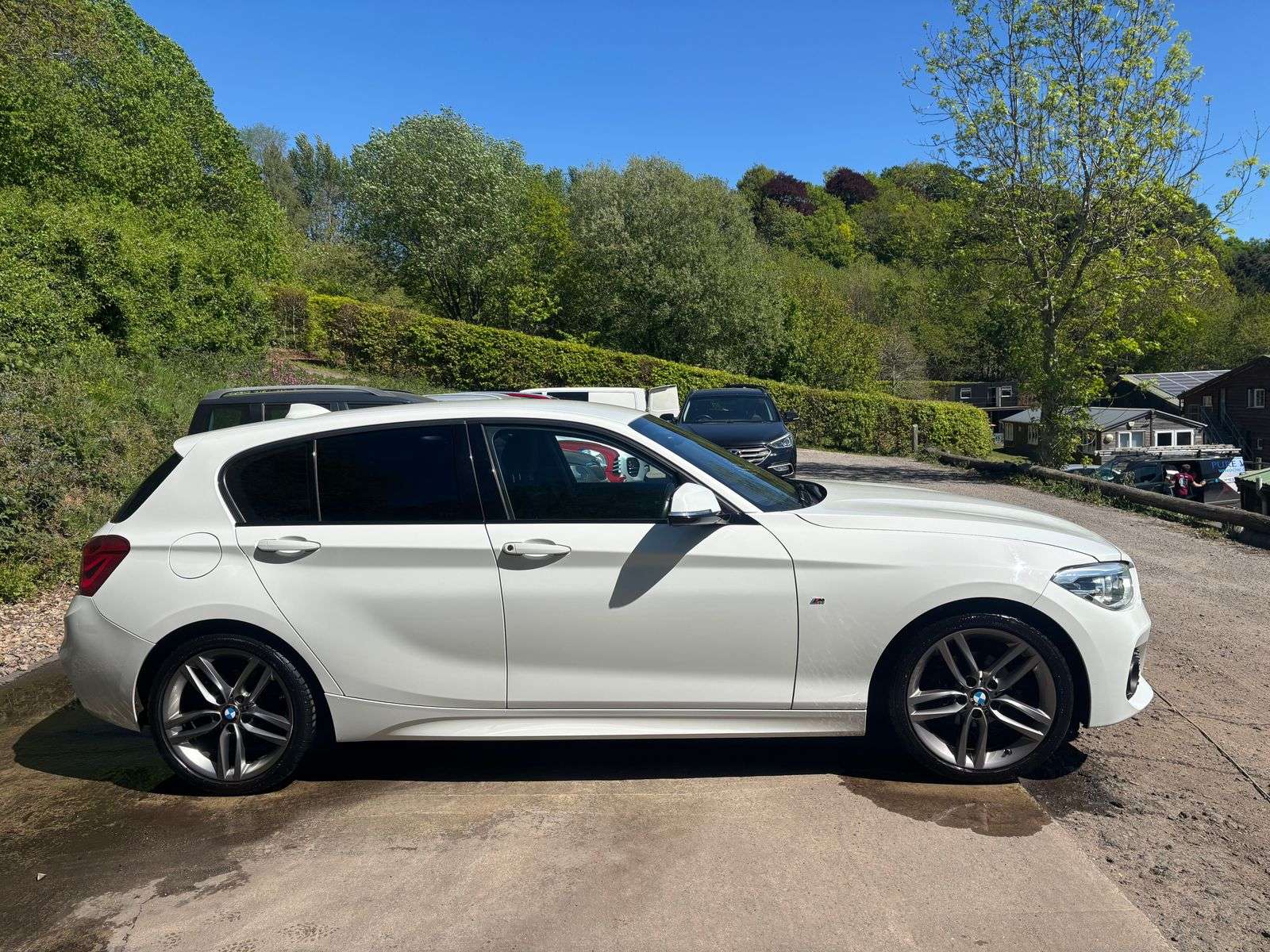 2017 BMW 1 SERIES 2017 BMW 1 SERIES