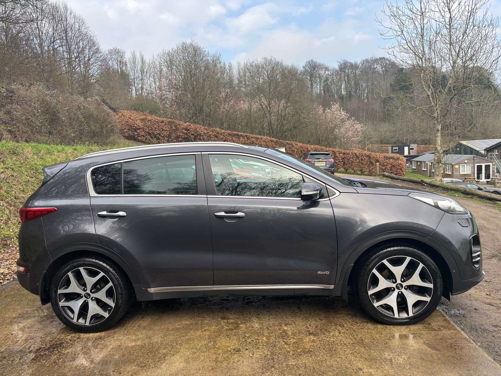 A 2018 KIA SPORTAGE 2.0 CRDi GT-Line S SUV 5dr Diesel Auto AWD Euro 6 (182 bhp) A 2018 KIA SPORTAGE 2.0 CRDi GT-Line S SUV 5dr Diesel Auto AWD Euro 6 (182 bhp)