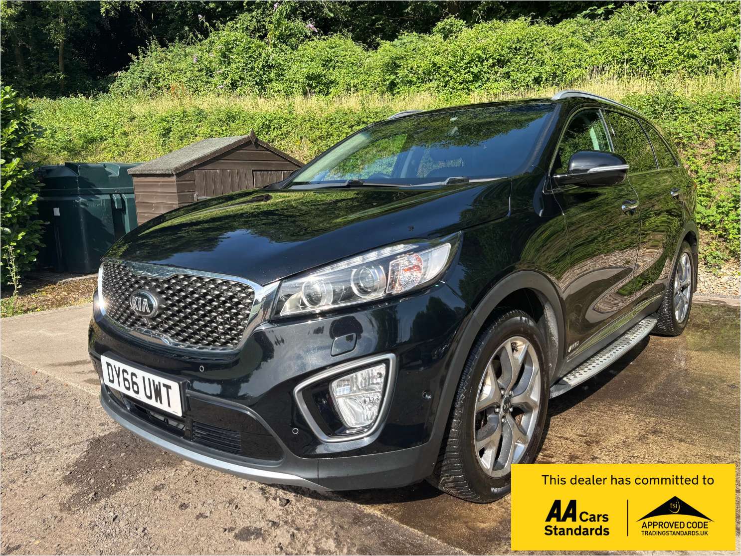 A 2016 KIA SORENTO 2.2 CRDi KX-4 SUV 5dr Diesel Auto AWD Euro 6 (197 bhp) A 2016 KIA SORENTO 2.2 CRDi KX-4 SUV 5dr Diesel Auto AWD Euro 6 (197 bhp)