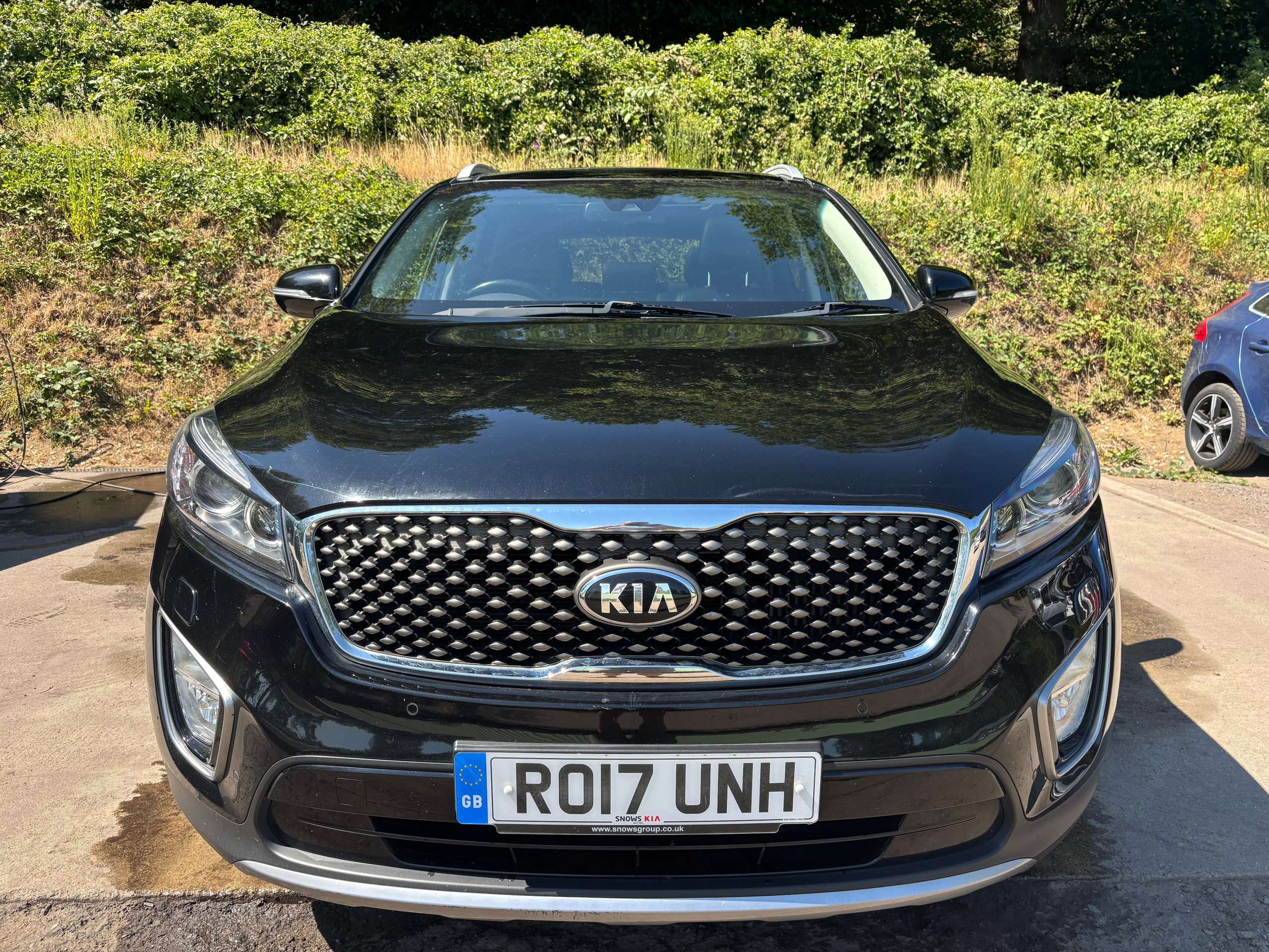 A 2017 KIA SORENTO 2.2 CRDi KX-3 SUV 5dr Diesel Auto AWD Euro 6 (197 bhp) A 2017 KIA SORENTO 2.2 CRDi KX-3 SUV 5dr Diesel Auto AWD Euro 6 (197 bhp)