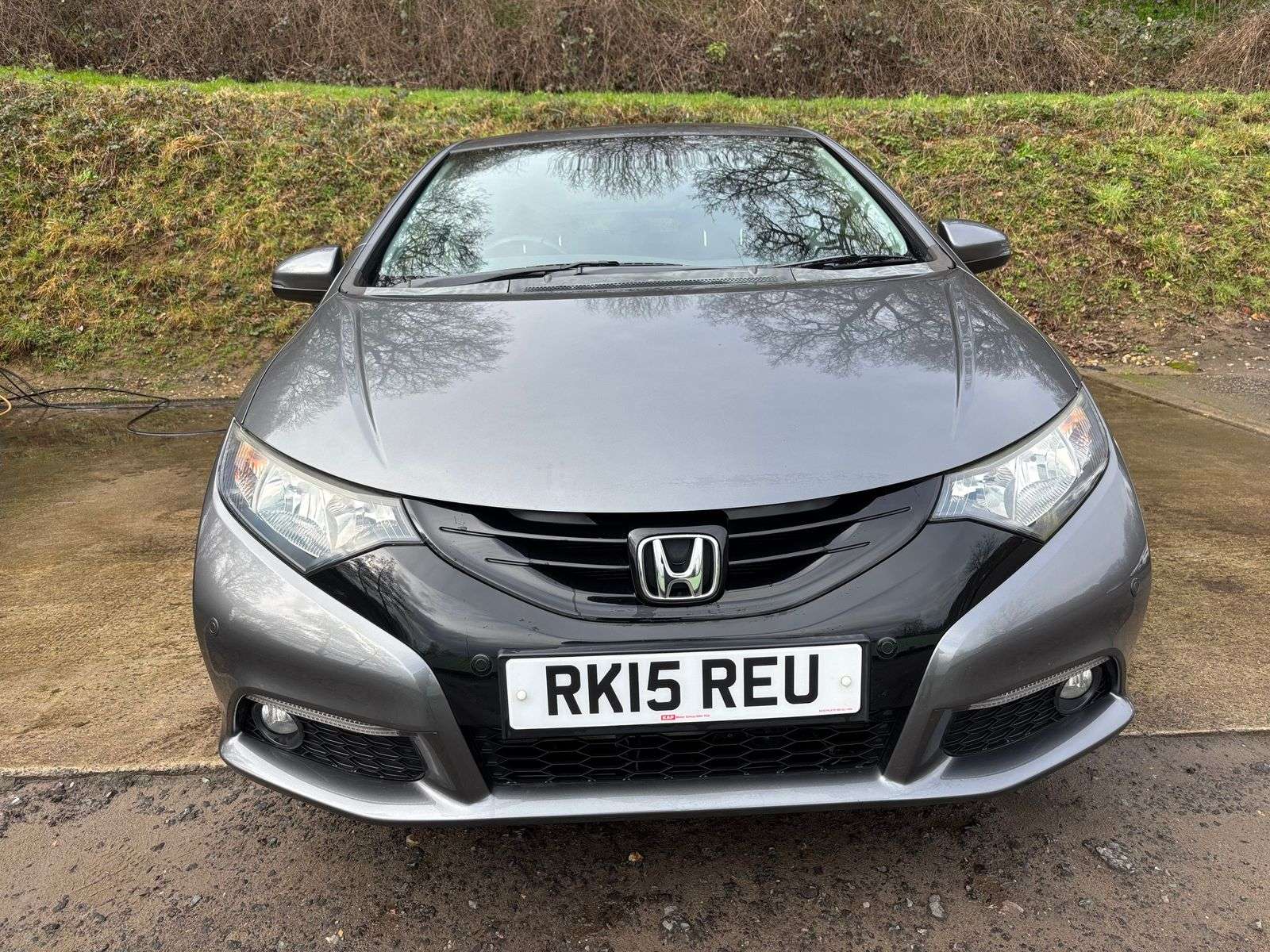 A 2015 HONDA CIVIC 1.8 i-VTEC SE Plus Hatchback 5dr Petrol Auto Euro 5 (142 ps) A 2015 HONDA CIVIC 1.8 i-VTEC SE Plus Hatchback 5dr Petrol Auto Euro 5 (142 ps)