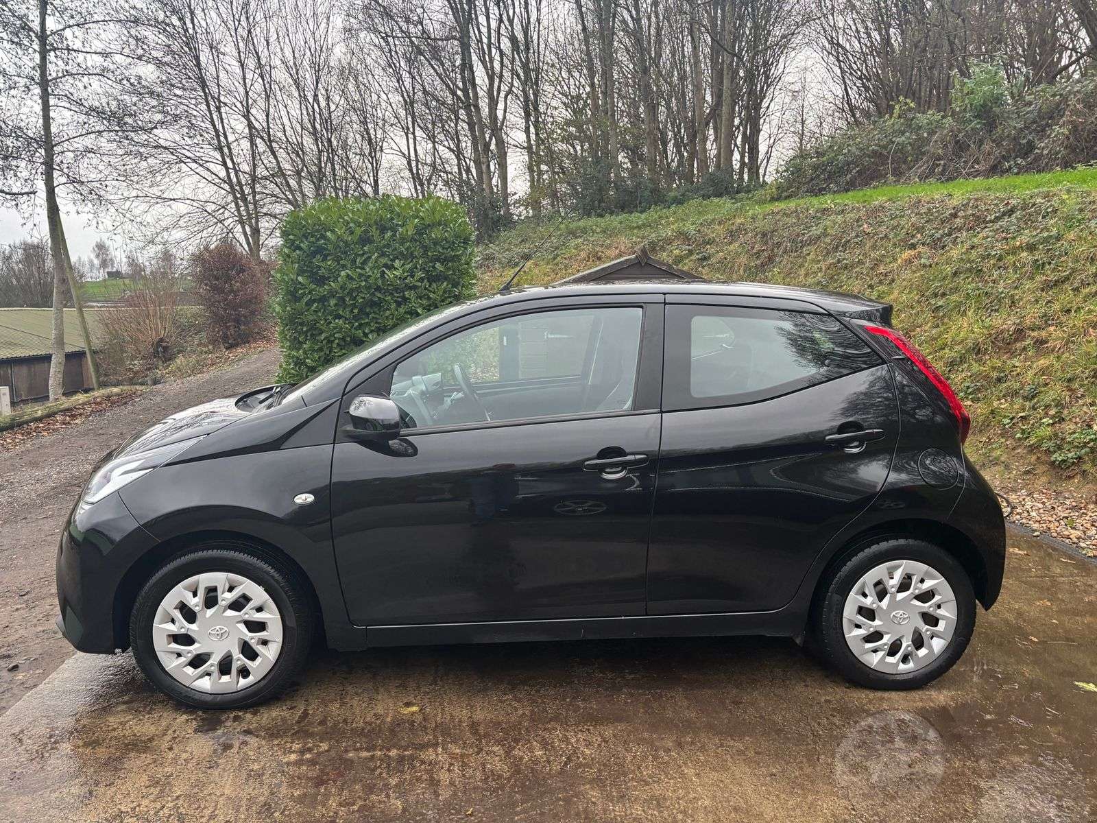 2019 TOYOTA AYGO 2019 TOYOTA AYGO