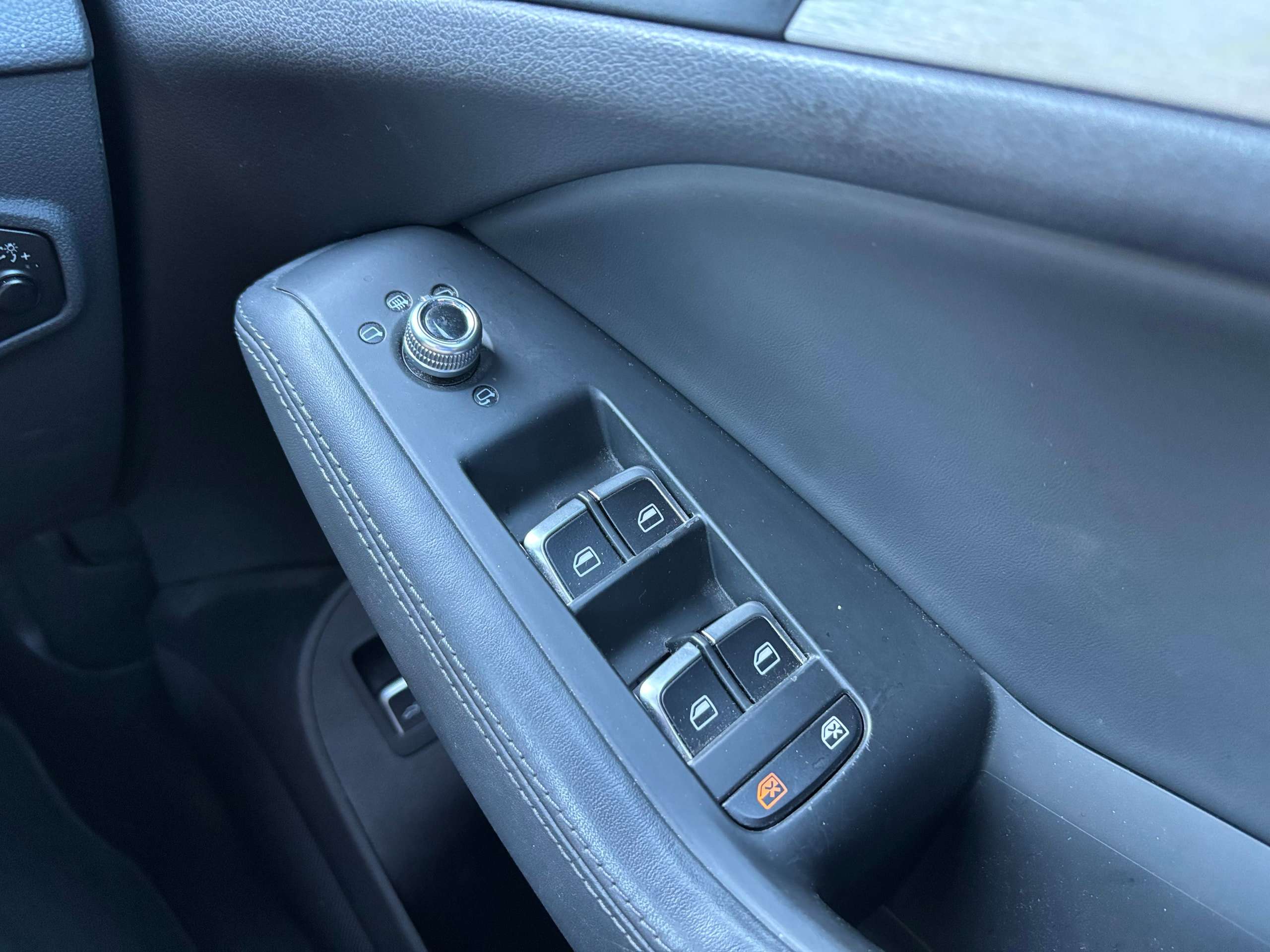 2015 AUDI Q5 2015 AUDI Q5