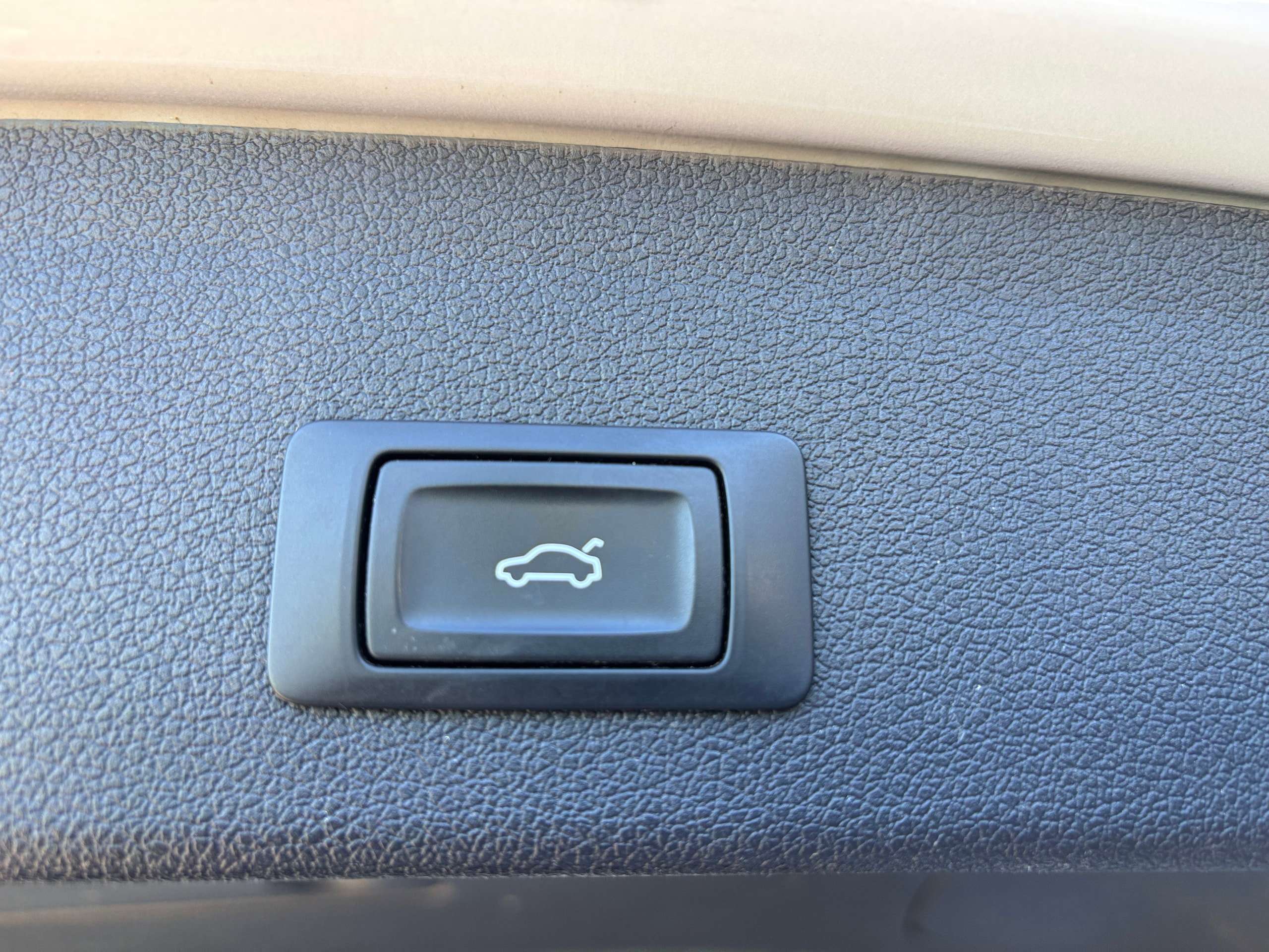 2015 AUDI Q5 2015 AUDI Q5