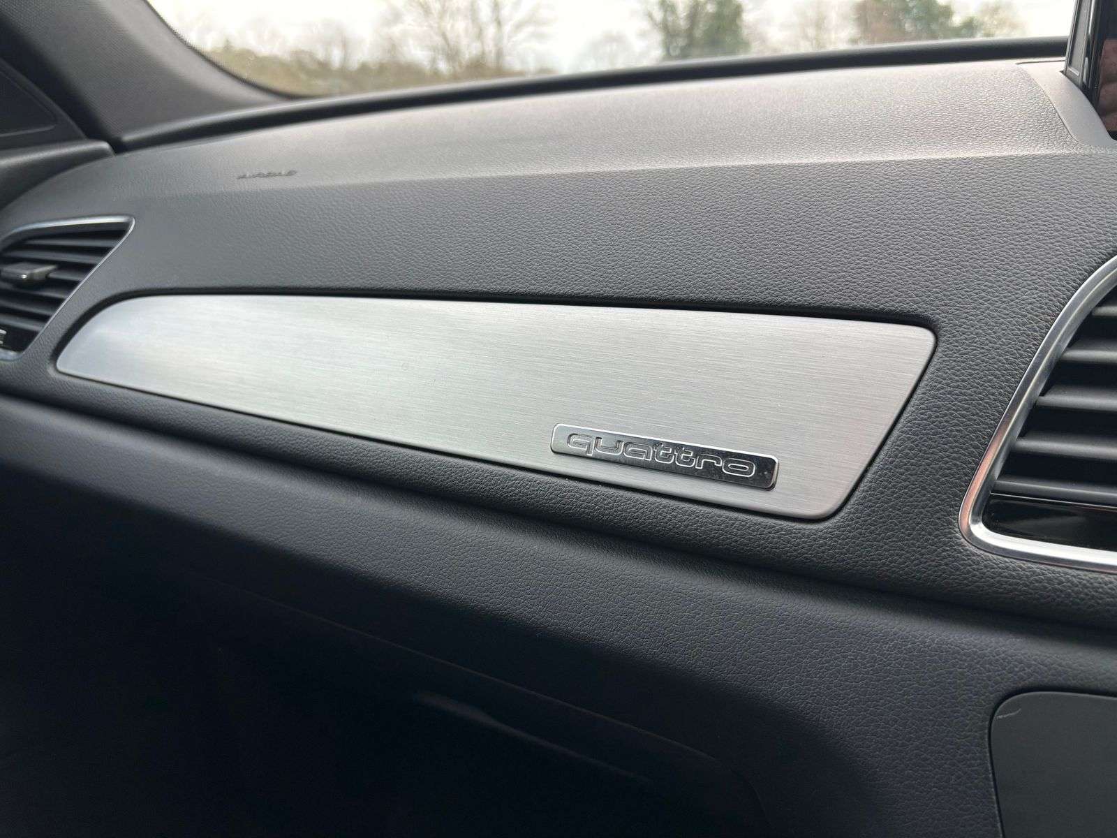 2016 AUDI Q3 2016 AUDI Q3