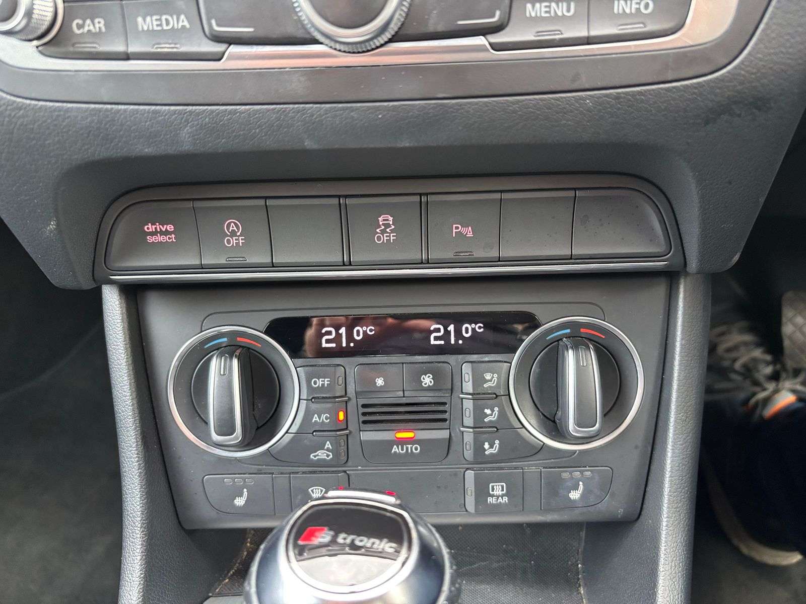 2016 AUDI Q3 2016 AUDI Q3