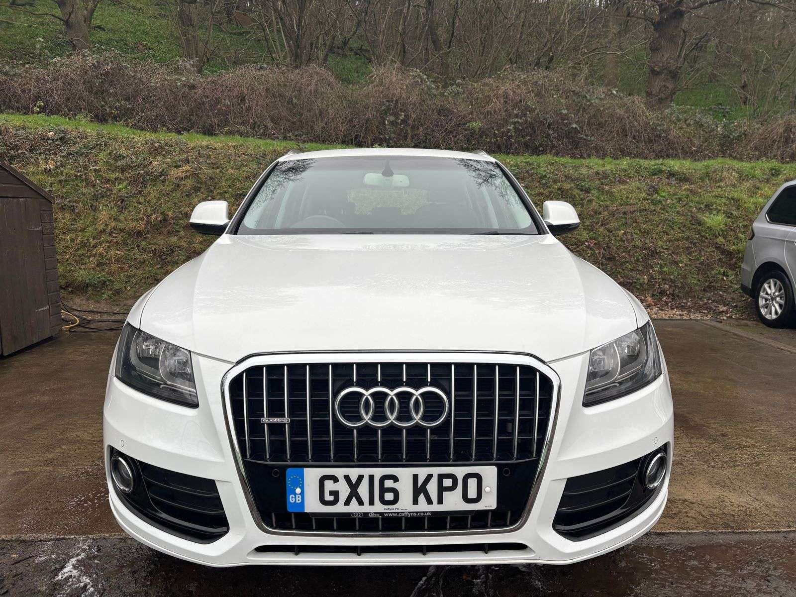 A 2016 AUDI Q5 2.0 TDI SE SUV 5dr Diesel Manual quattro Euro 6 (s/s) (190 ps) A 2016 AUDI Q5 2.0 TDI SE SUV 5dr Diesel Manual quattro Euro 6 (s/s) (190 ps)