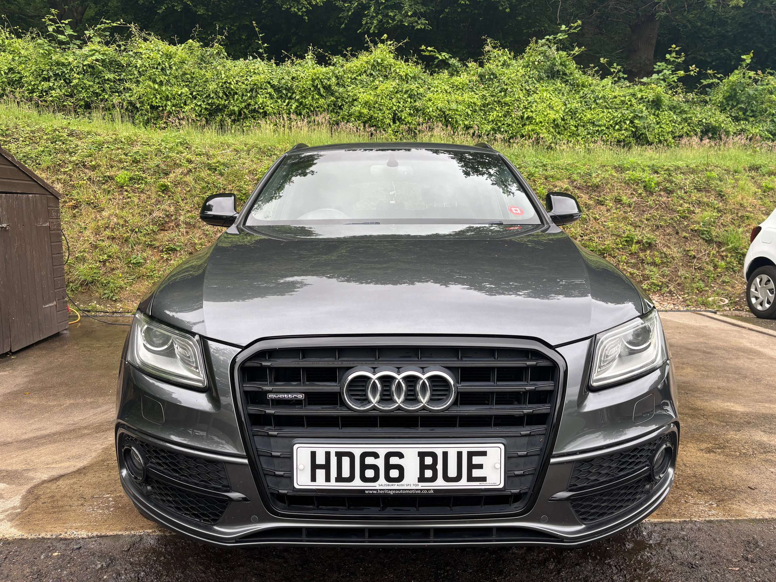 A 2017 AUDI Q5 2.0 TDI S line Plus SUV 5dr Diesel S Tronic quattro Euro 6 (s/s) (190 ps) A 2017 AUDI Q5 2.0 TDI S line Plus SUV 5dr Diesel S Tronic quattro Euro 6 (s/s) (190 ps)
