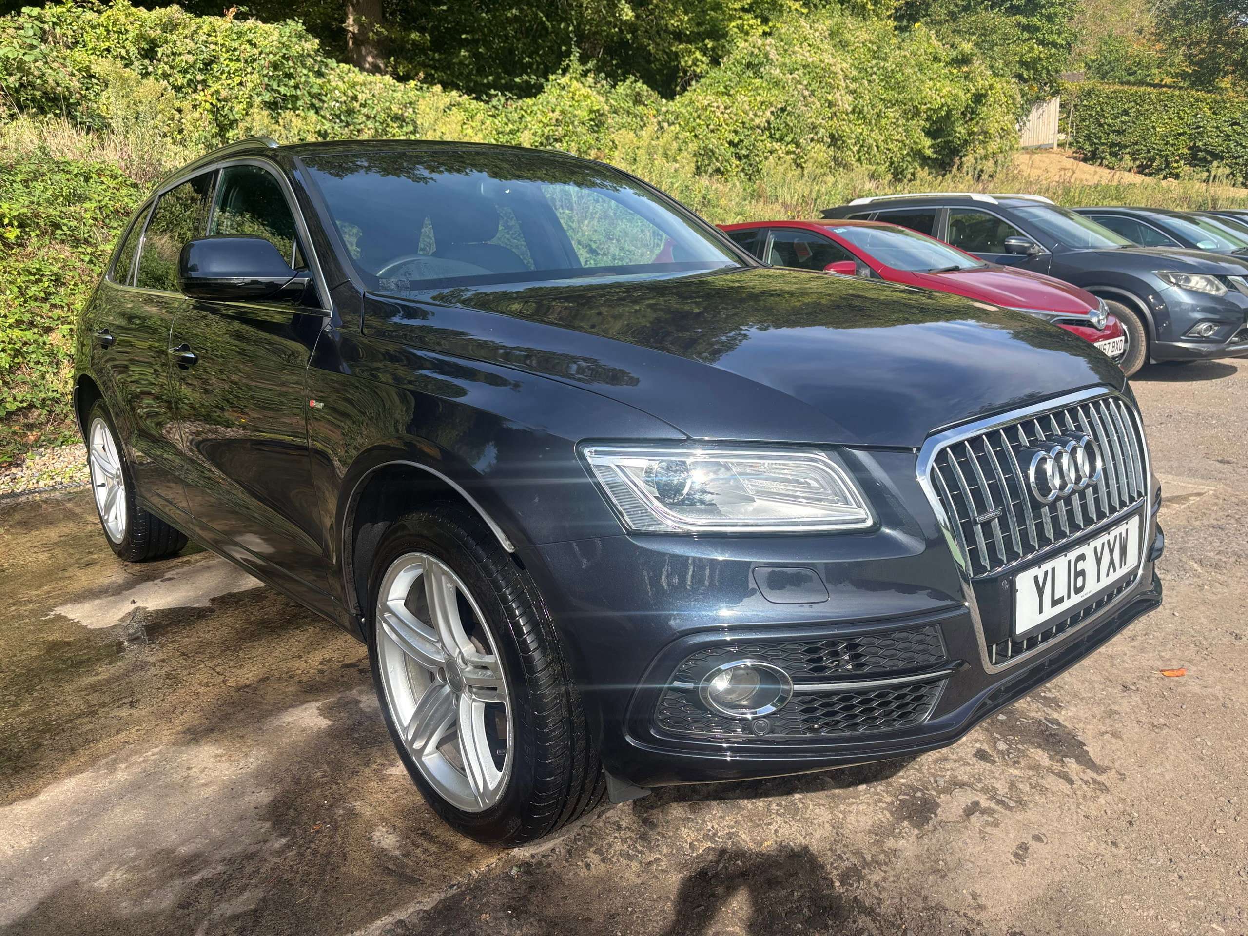 A 2016 AUDI Q5 2.0 TDI S line Plus SUV 5dr Diesel S Tronic quattro Euro 6 (s/s) (190 ps) A 2016 AUDI Q5 2.0 TDI S line Plus SUV 5dr Diesel S Tronic quattro Euro 6 (s/s) (190 ps)